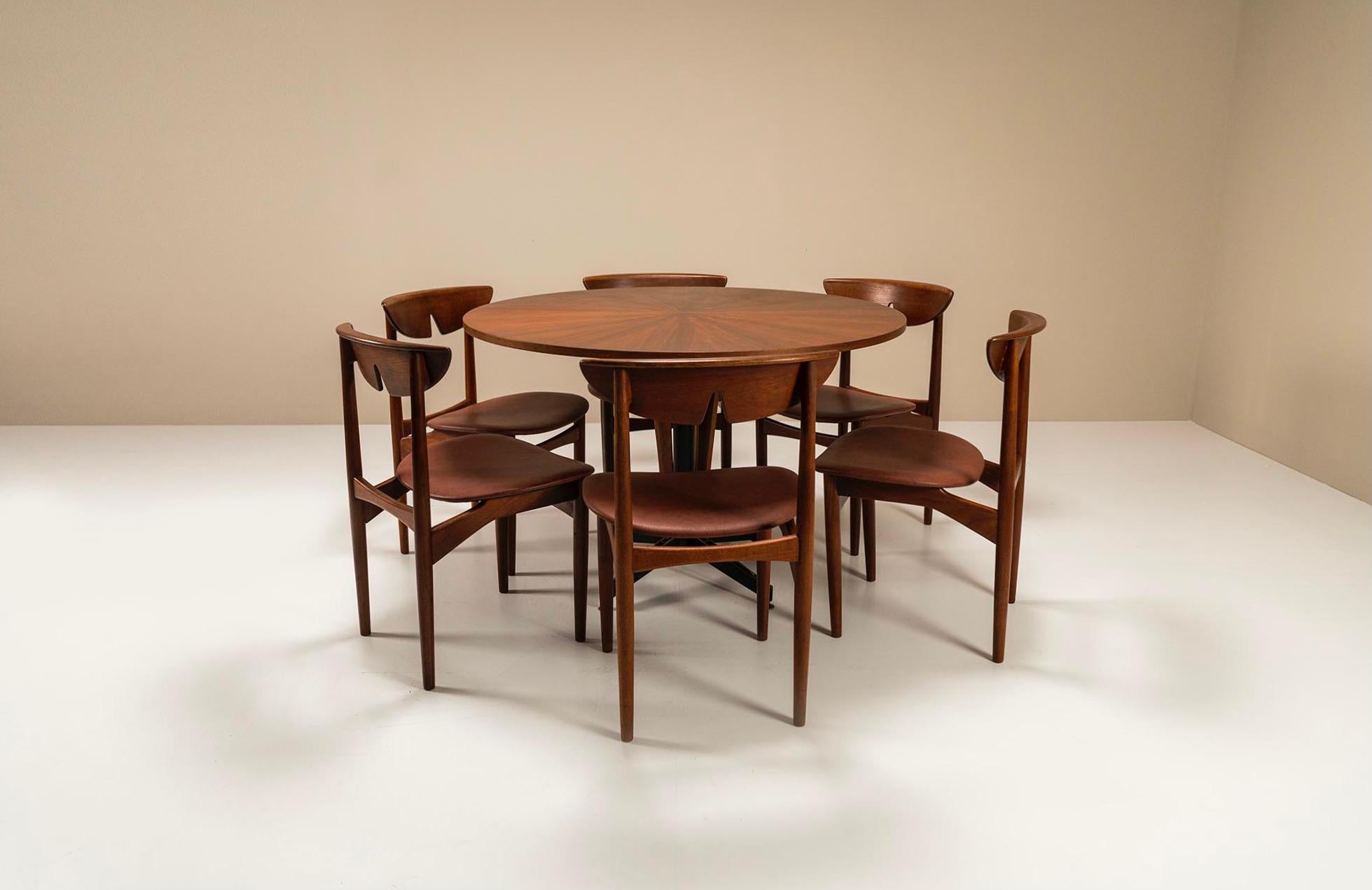Set of Six Dining Chairs in the Style of Hvidt and Mølgaard, Denmark, 1960s 7