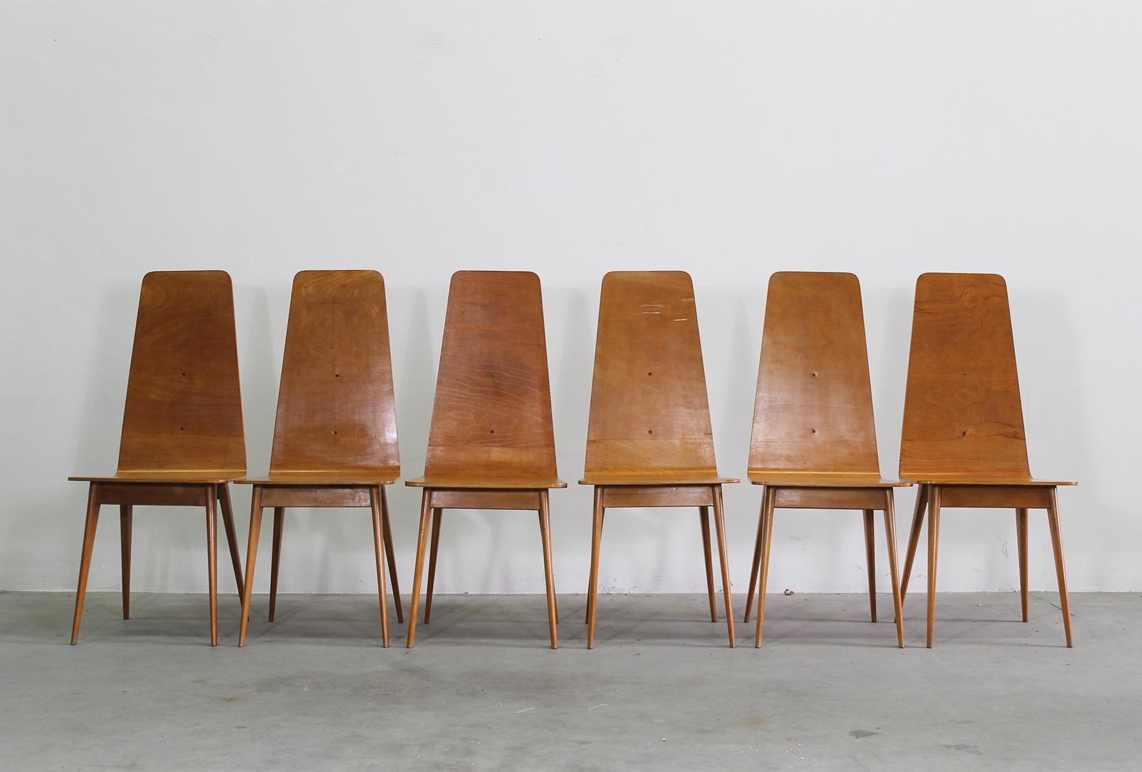 Autre Ensemble de six chaises en bois courbé de fabrication italienne Sineo Gemignani, années 1940 en vente