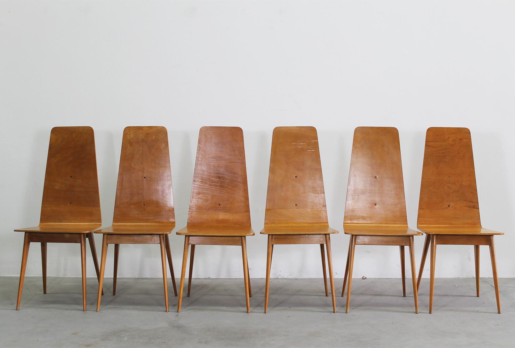 Mid-Century Modern Set of Six Dining Chairs in Wood by Sineo Gemignani Italian Manufacture 1940s For Sale