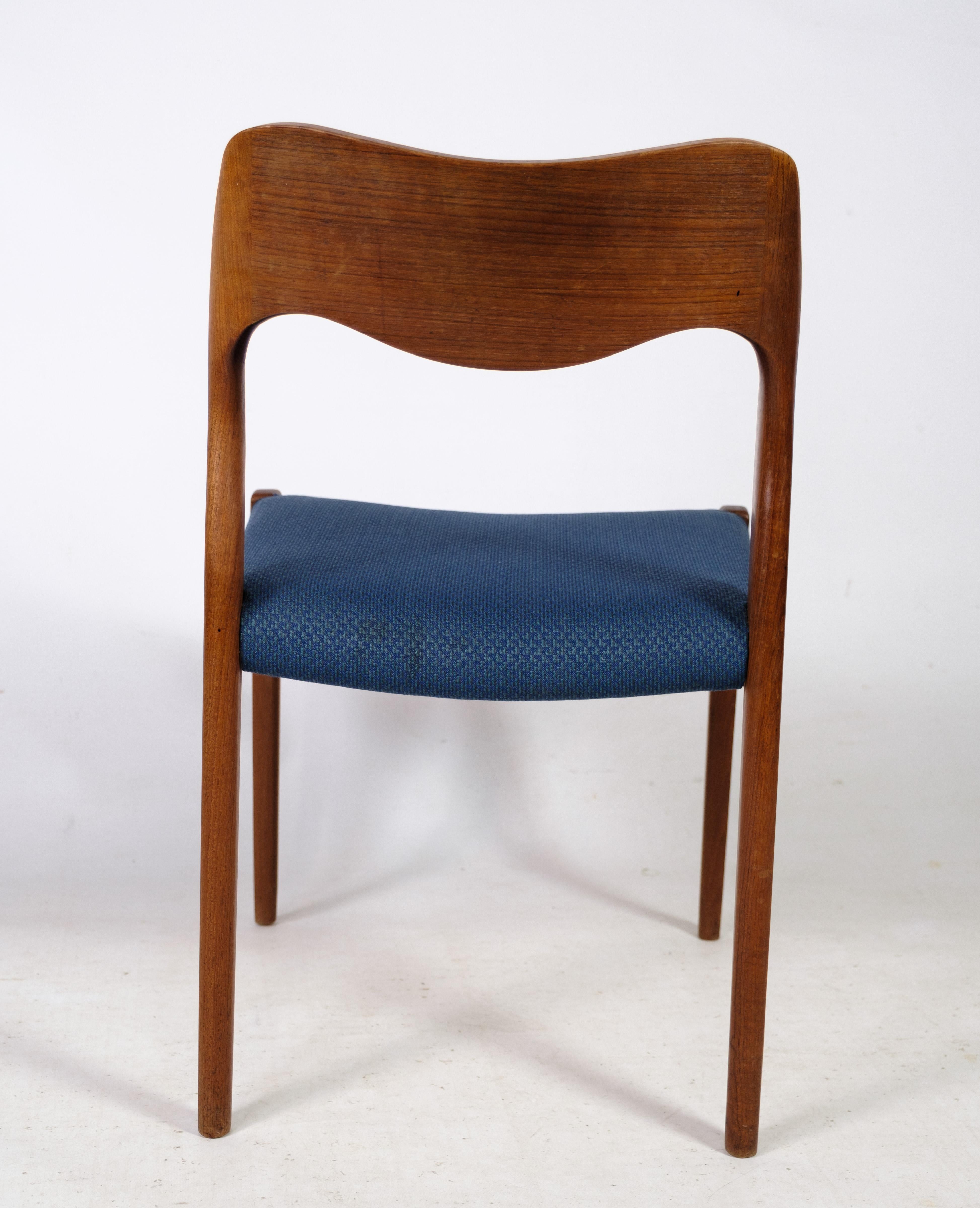 Set of Six Dining Chairs Made IN Teak, Model 71 By Niels O. Møller 3