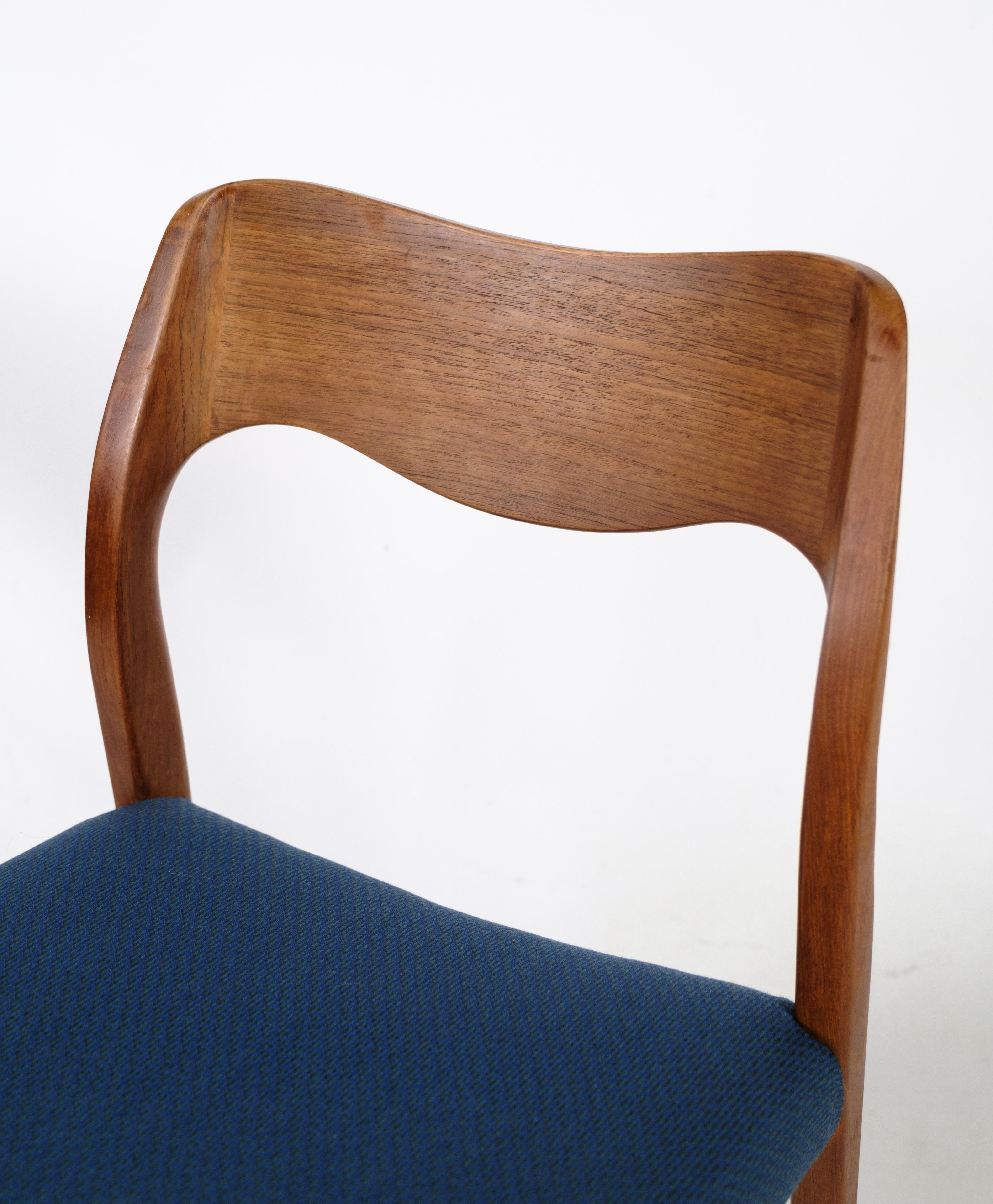 Danish Set of Six Dining Chairs Made IN Teak, Model 71 By Niels O. Møller For Sale
