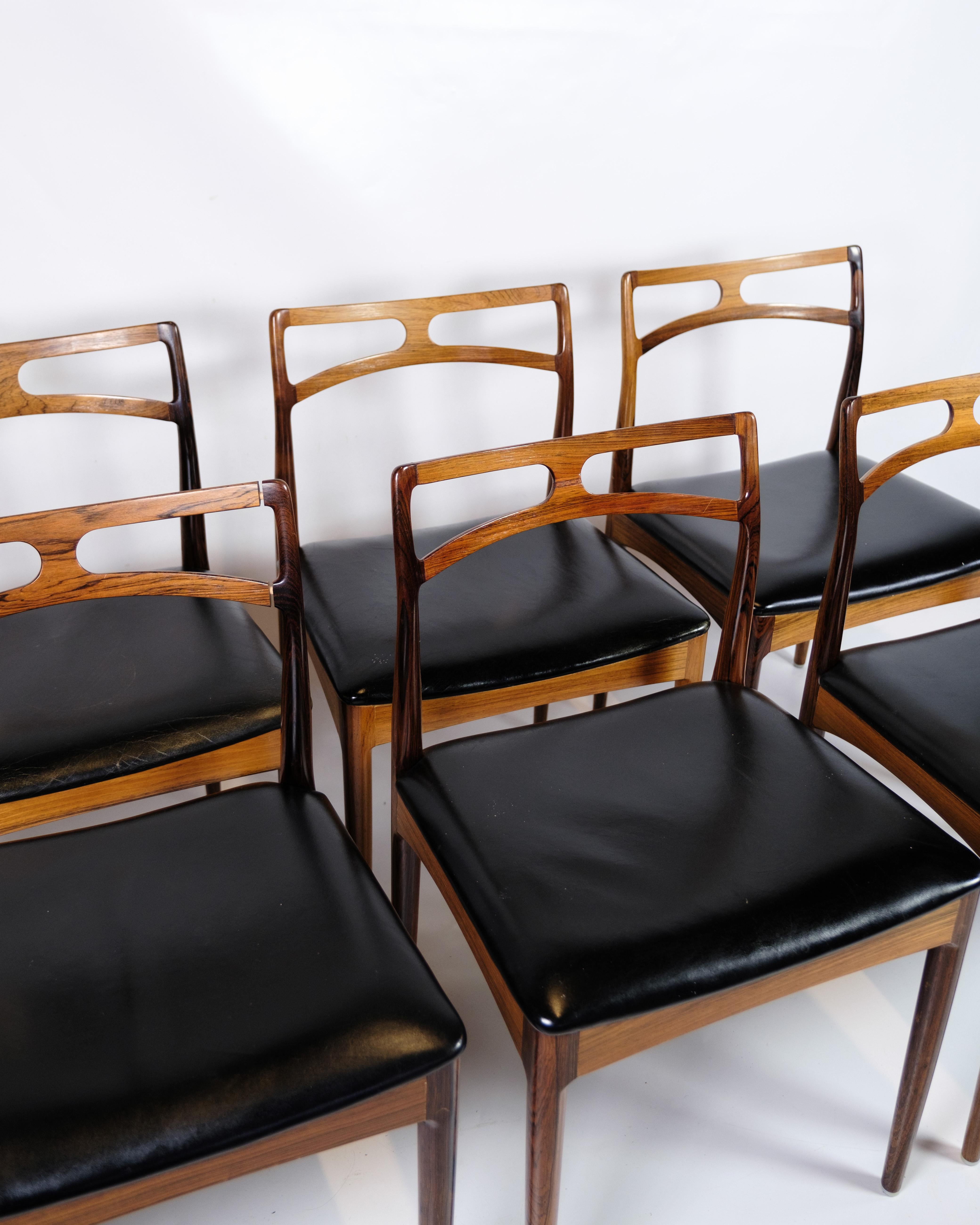 Mid-Century moderno Set di sei sedie da pranzo modello 94 in palissandro di Johannes Andersen in vendita