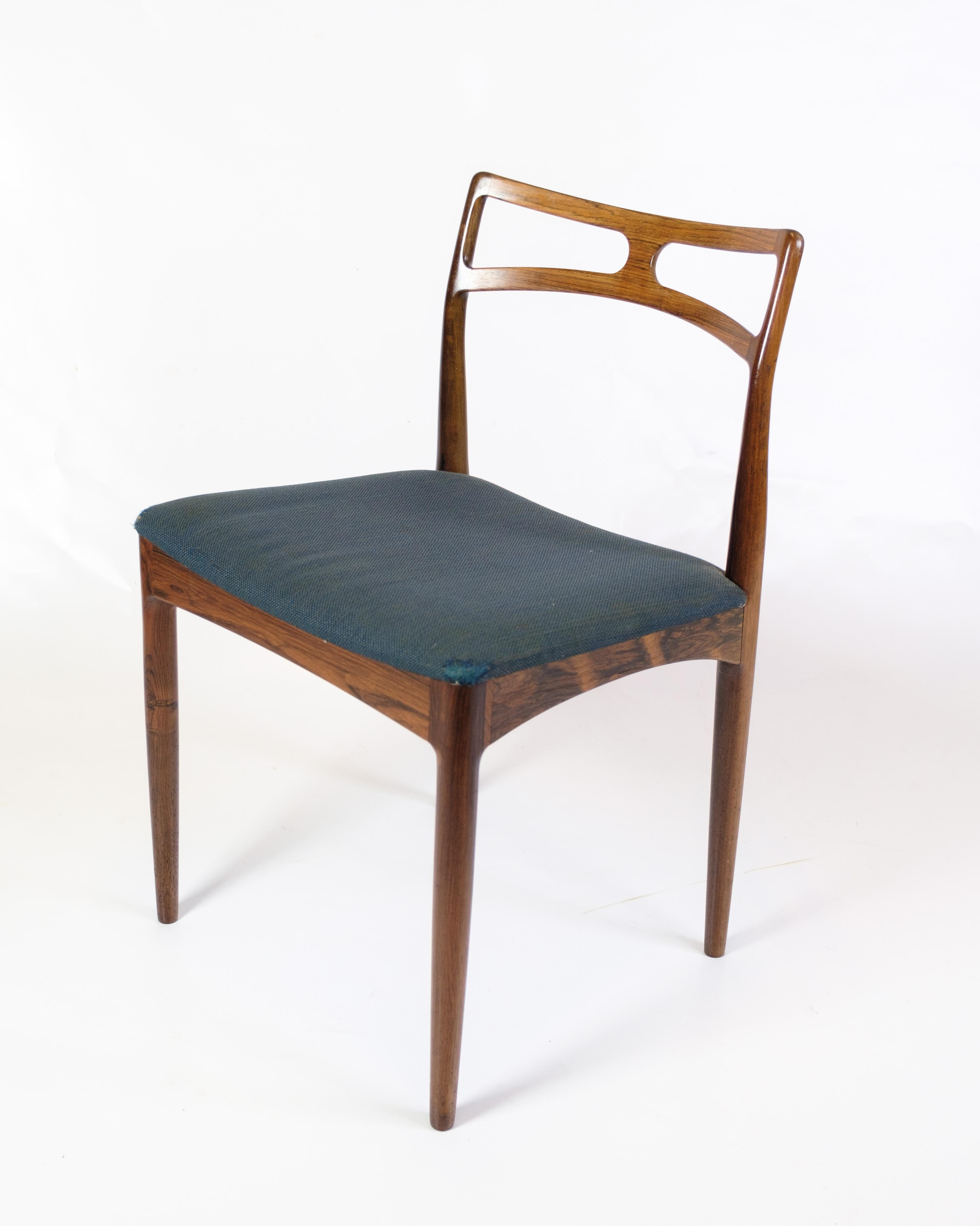 Mid-Century moderno Set di sei sedie da pranzo modello 94 in palissandro di Johannes Andersen in vendita