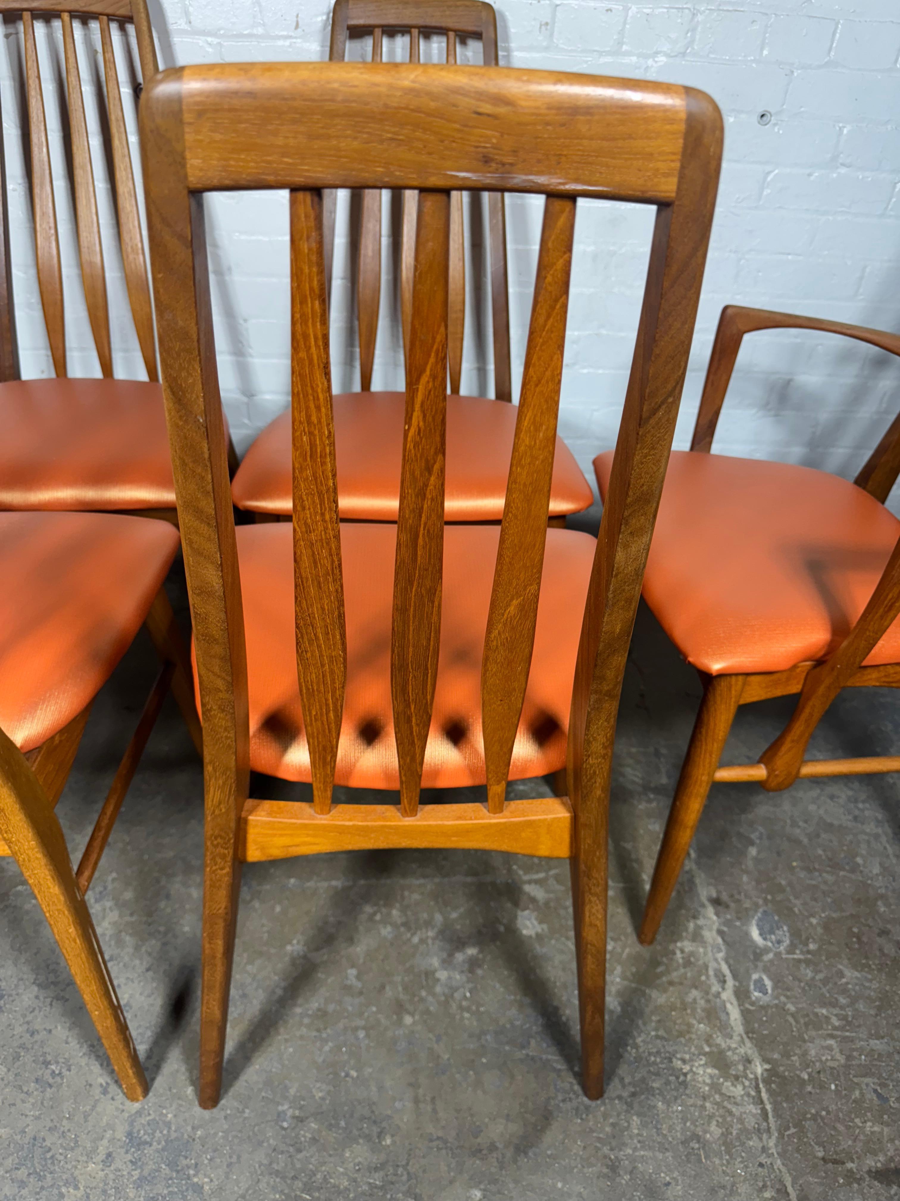 Juego de seis sillas de comedor 