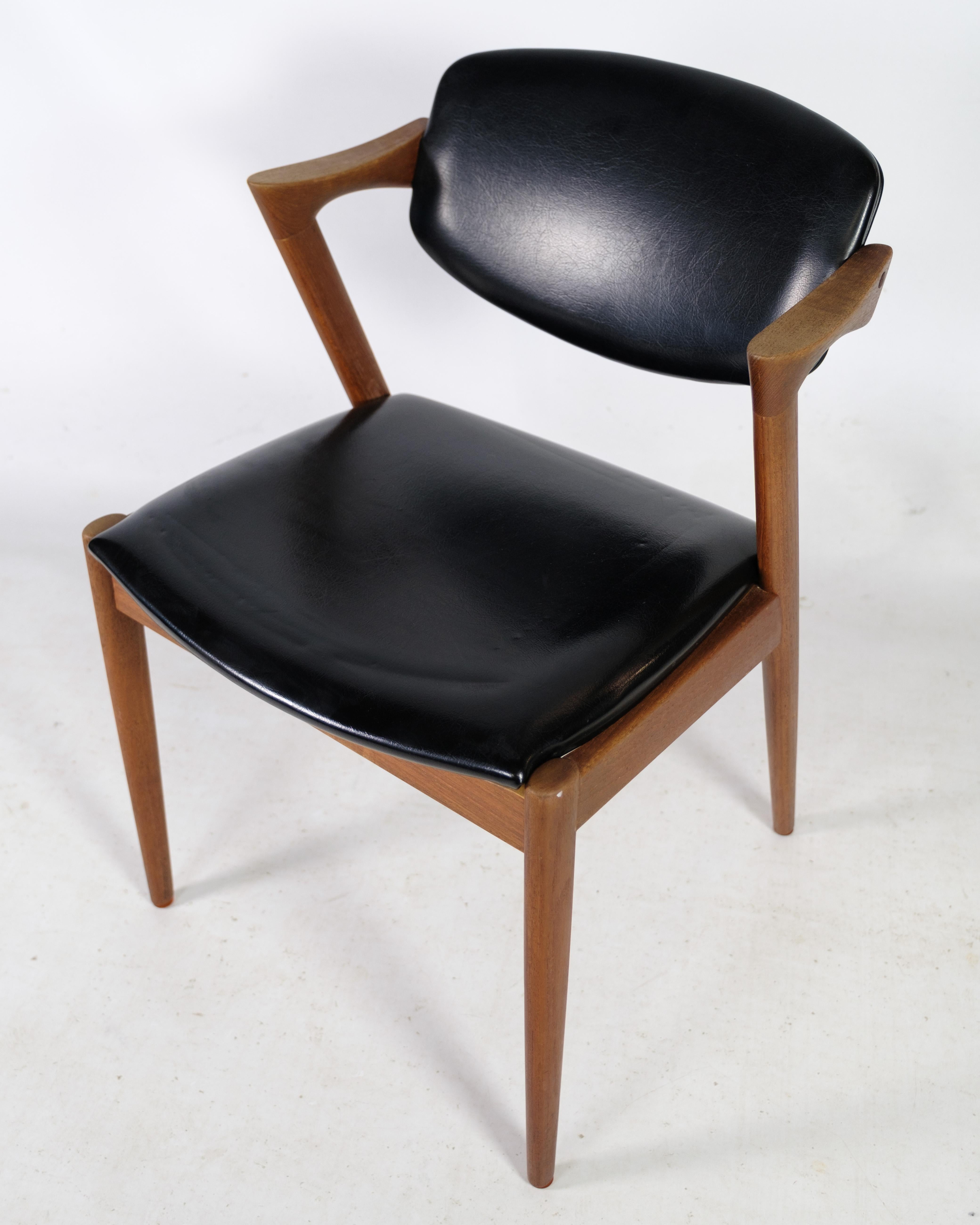 Mid-Century Modern Set of Six Dining Room Chairs, Model 42, Designed by Kai Kristiansen