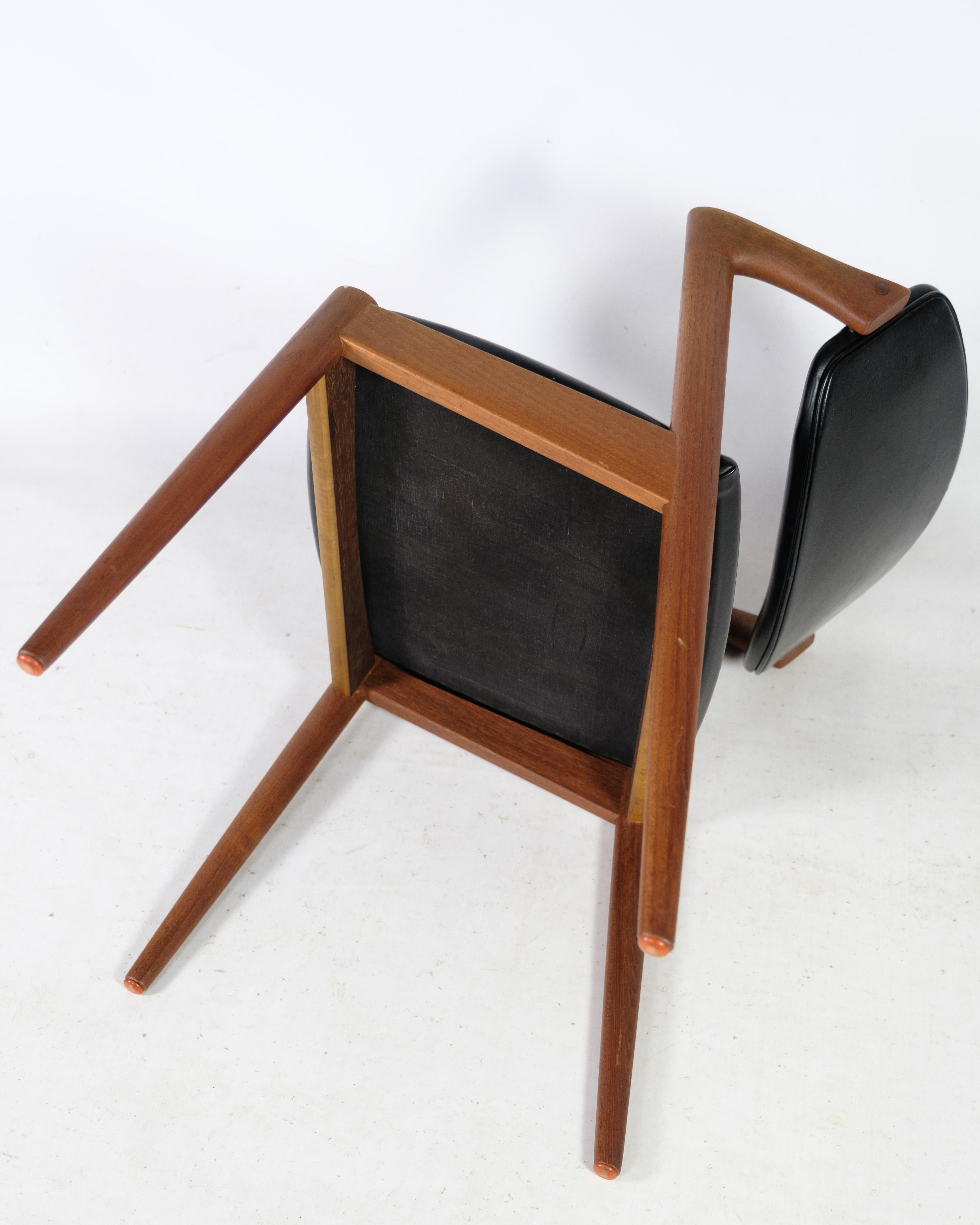 Set of Six Dining Room Chairs, Model 42, Designed by Kai Kristiansen 2