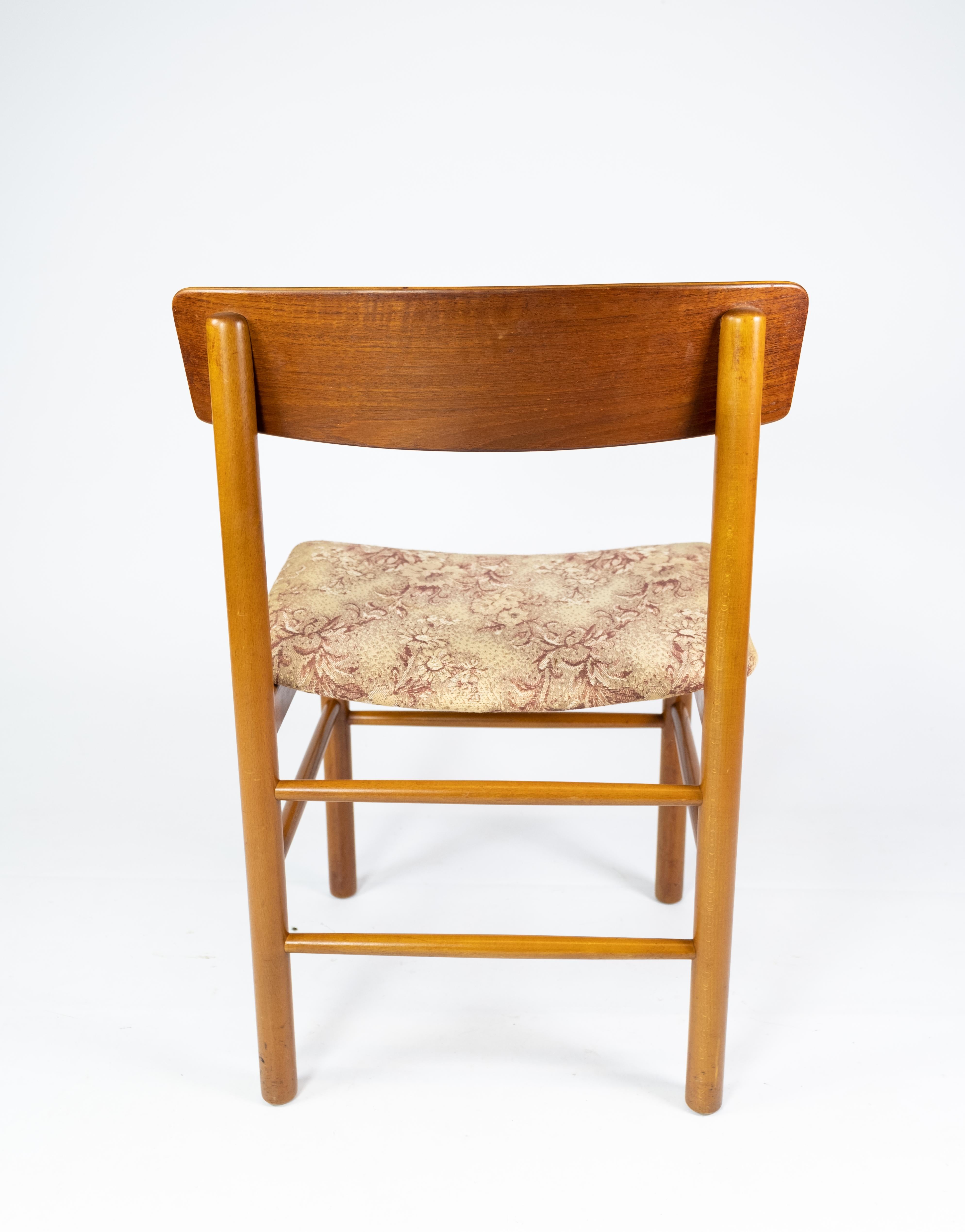 Fabric Set of Six Dining Room Chairs of Danish Design from the 1960s For Sale