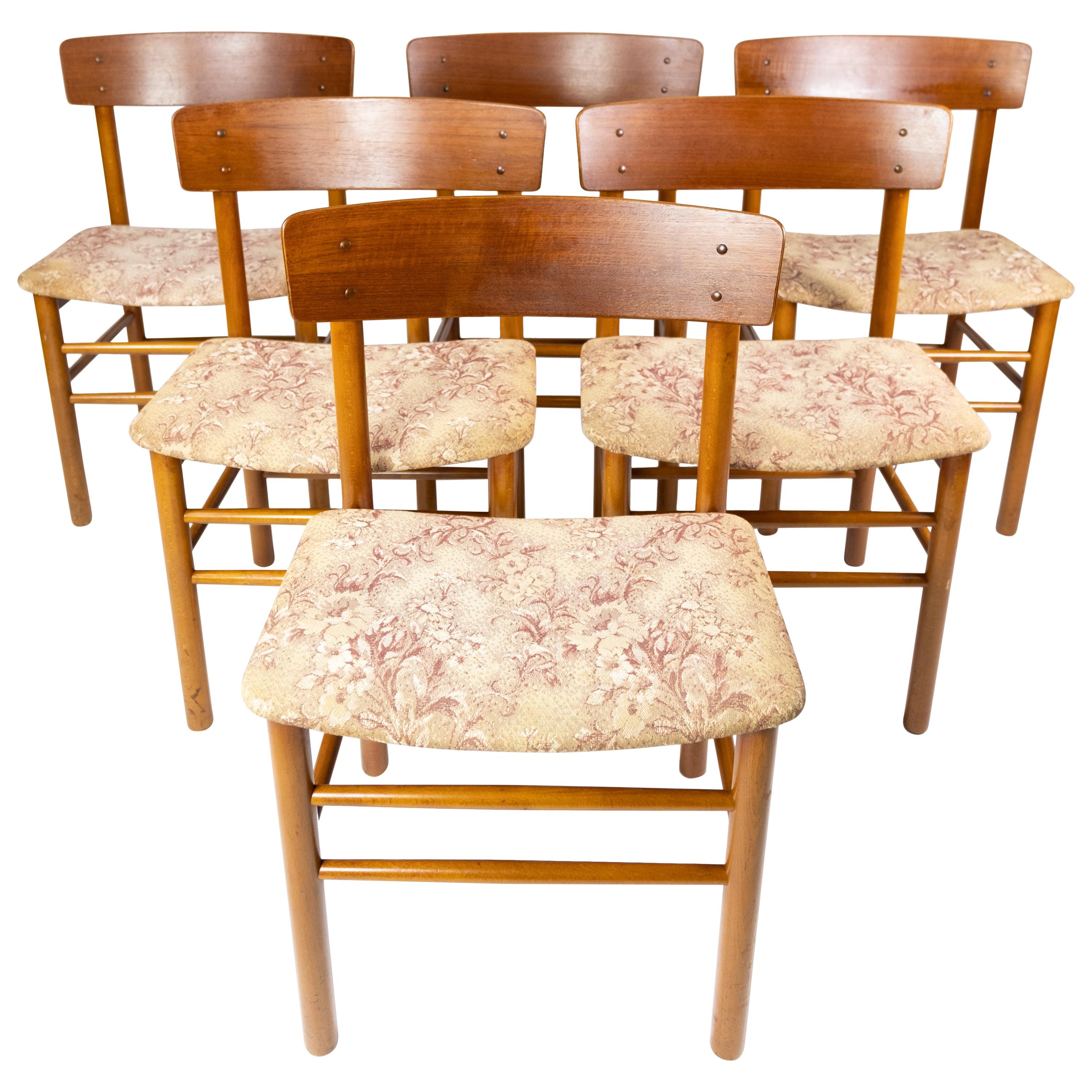 Set of Six Dining Room Chairs of Danish Design from the 1960s