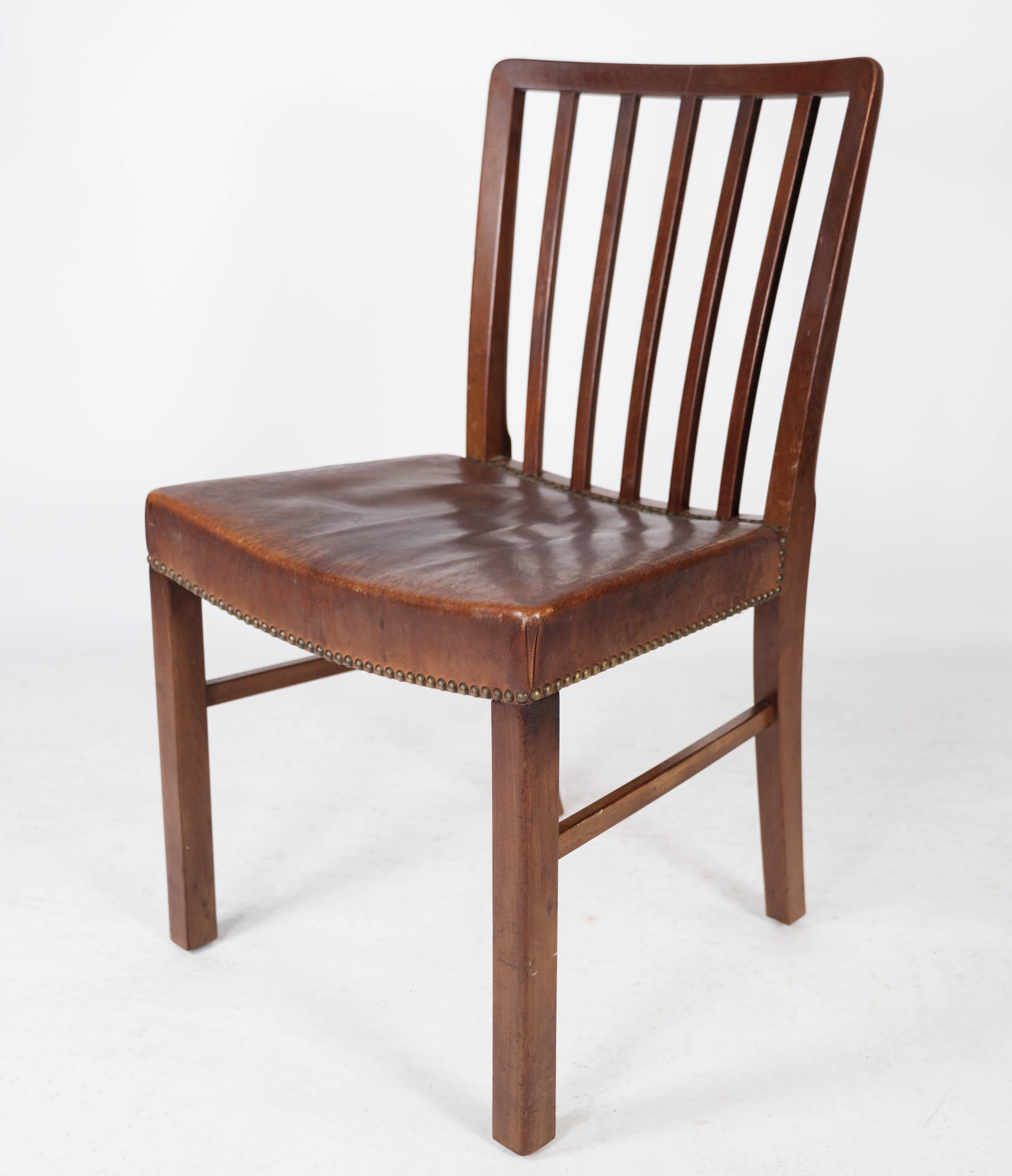 Set of Six Dining Room Chairs of Mahogany by Fritz Hansen, 1940s 3