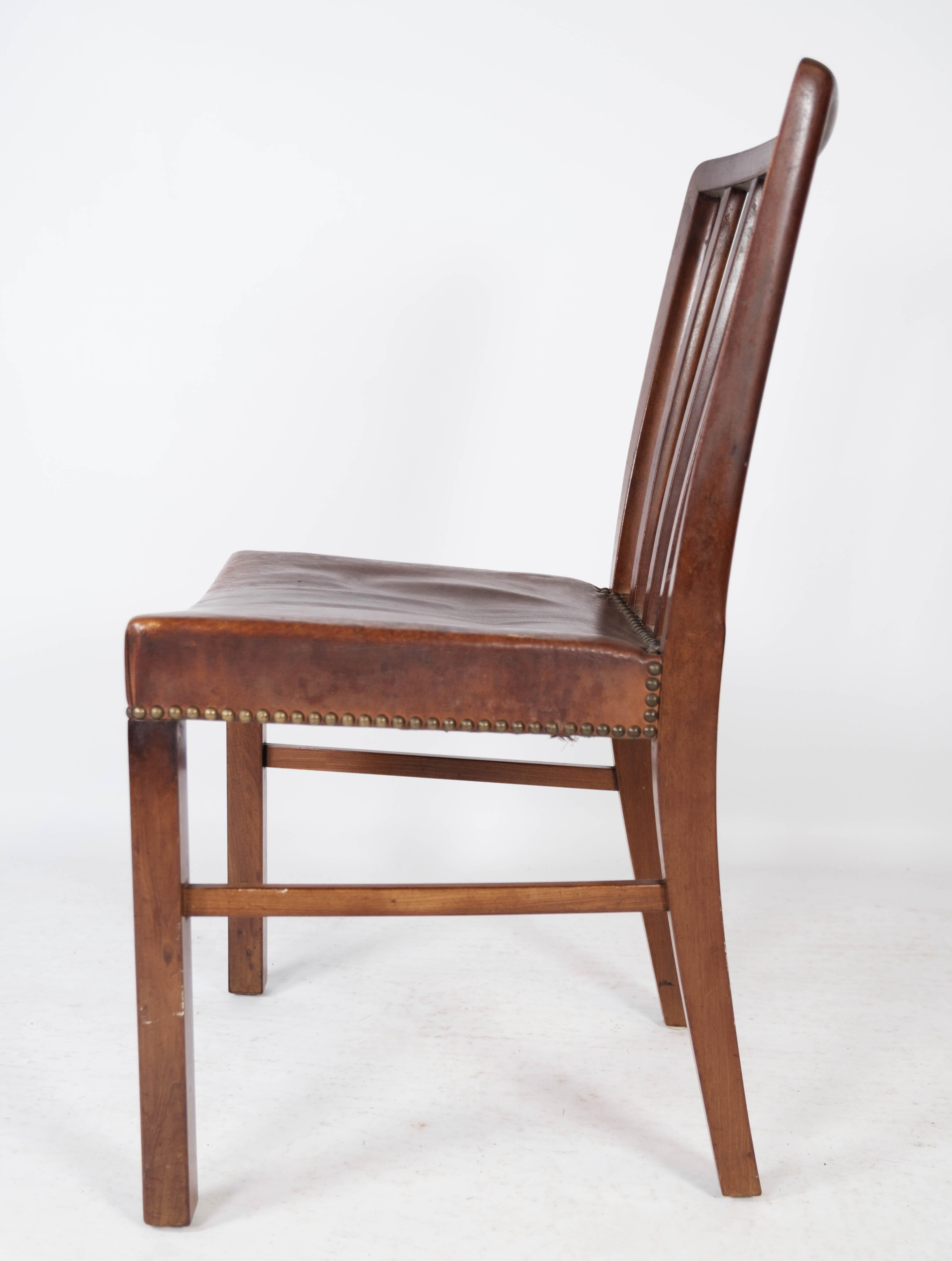 Set of Six Dining Room Chairs of Mahogany by Fritz Hansen, 1940s 8