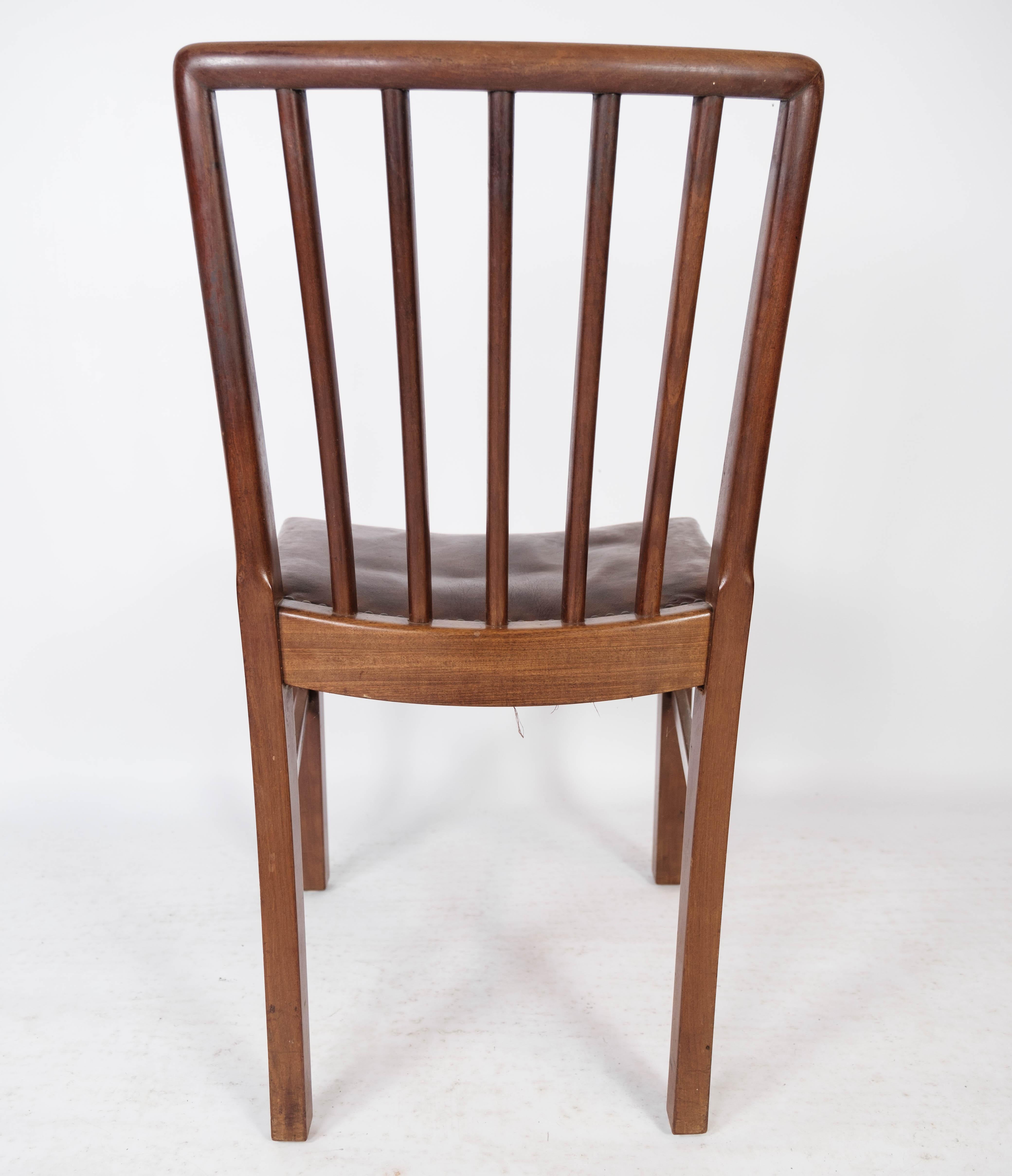 Set of Six Dining Room Chairs of Mahogany by Fritz Hansen, 1940s 9