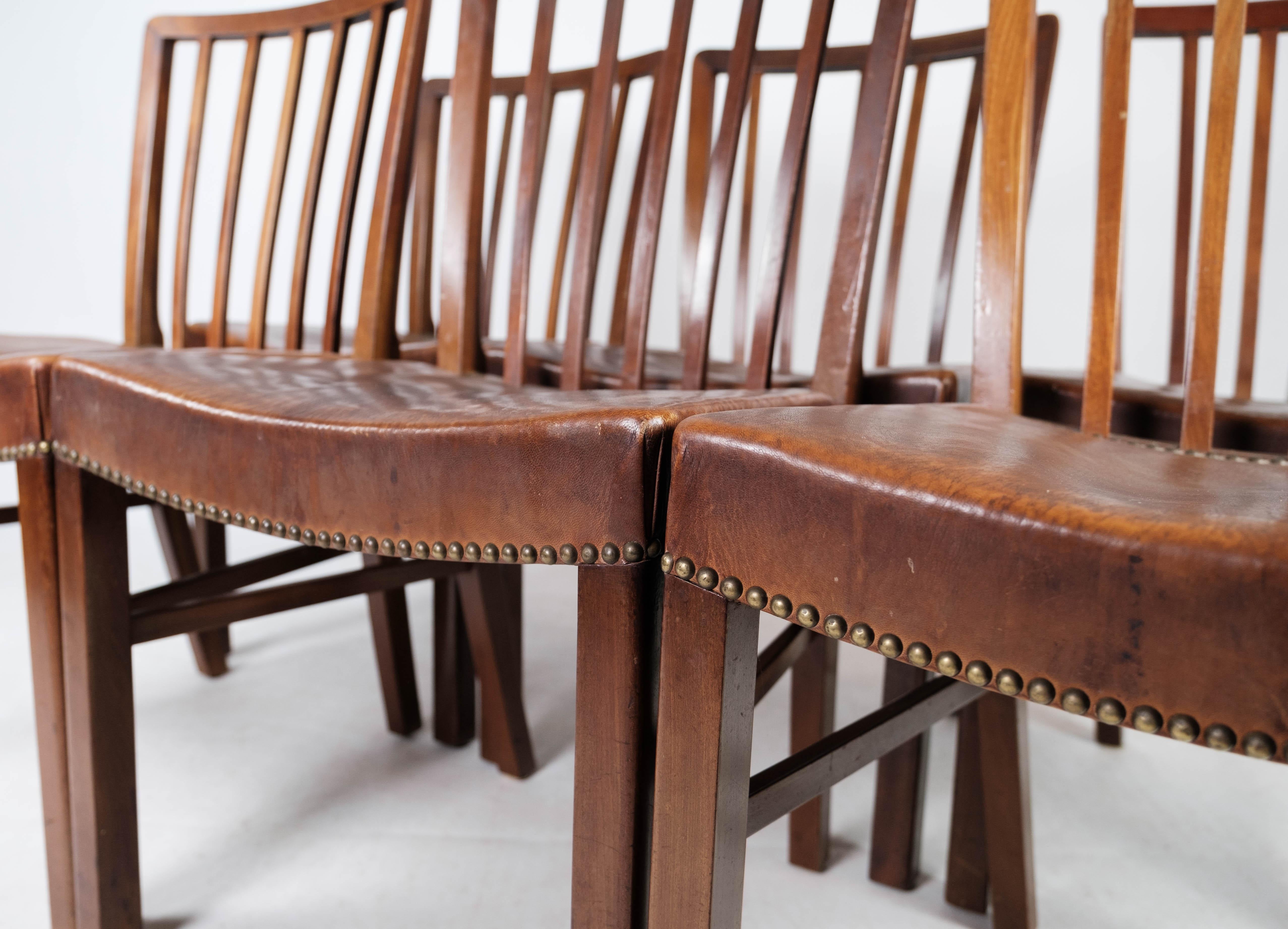Danish Set of Six Dining Room Chairs of Mahogany by Fritz Hansen, 1940s