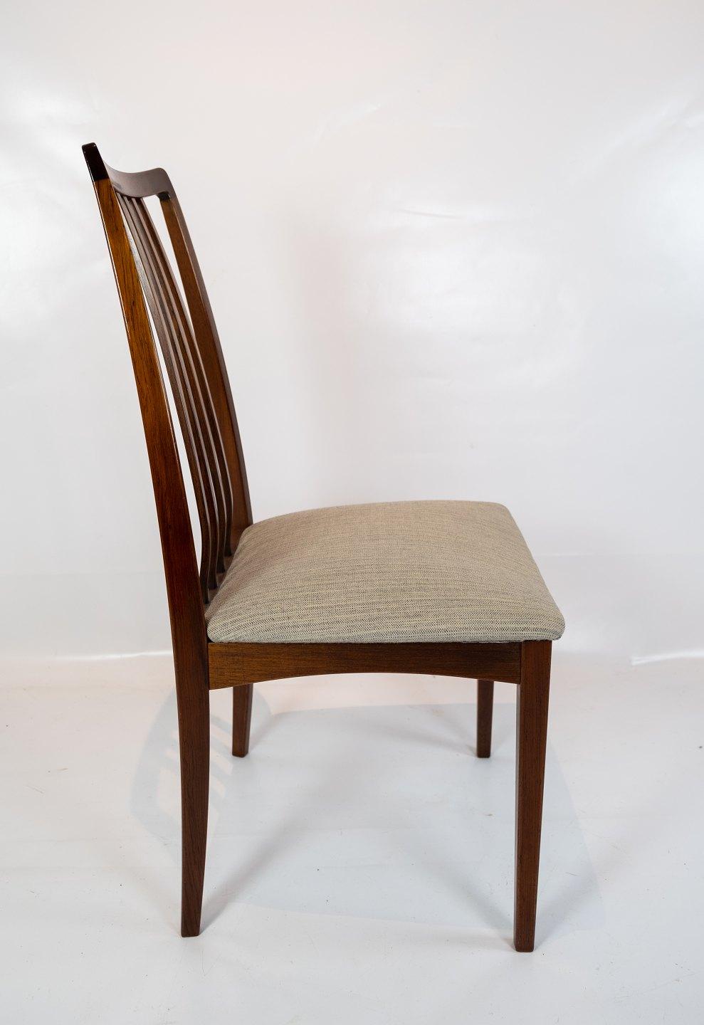 Scandinavian Modern Set of Six Dining Room Chairs of Rosewood of Danish Design, 1960s For Sale