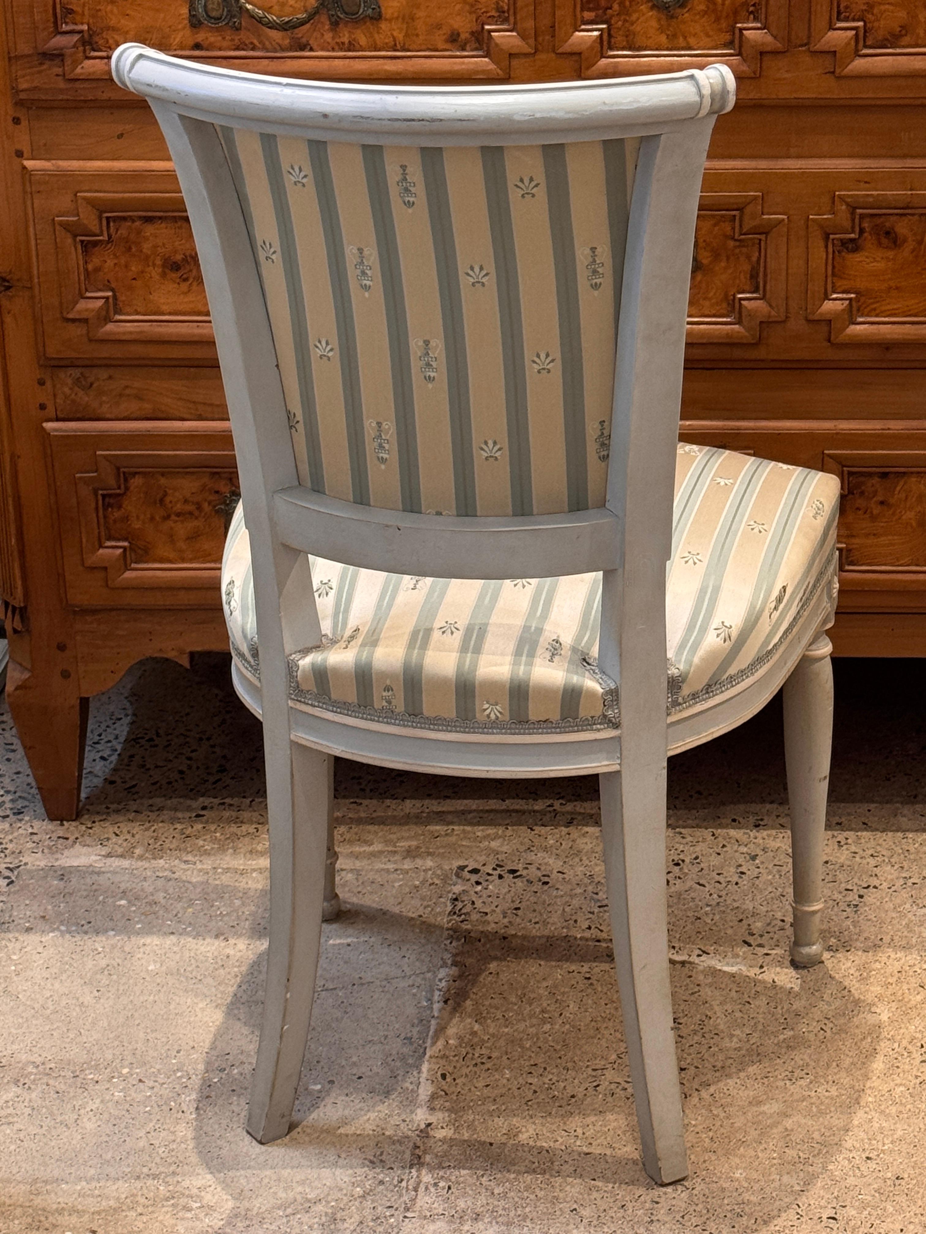 Ensemble de six chaises de salle à manger de style Directoire en vente 3