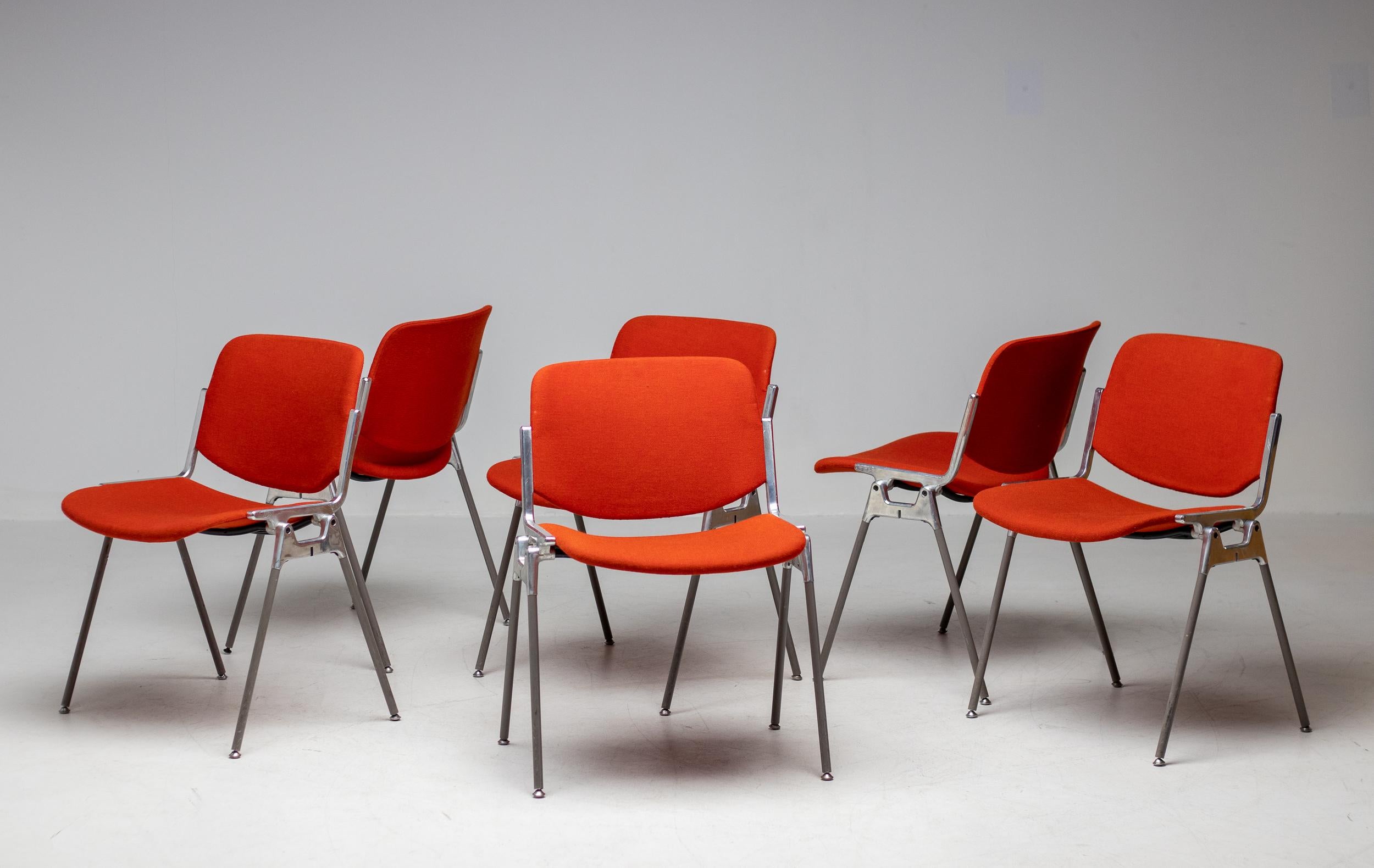 Set of Six DSC 106 Chairs by Giancarlo Piretti for Anonima Castelli, Italy 2
