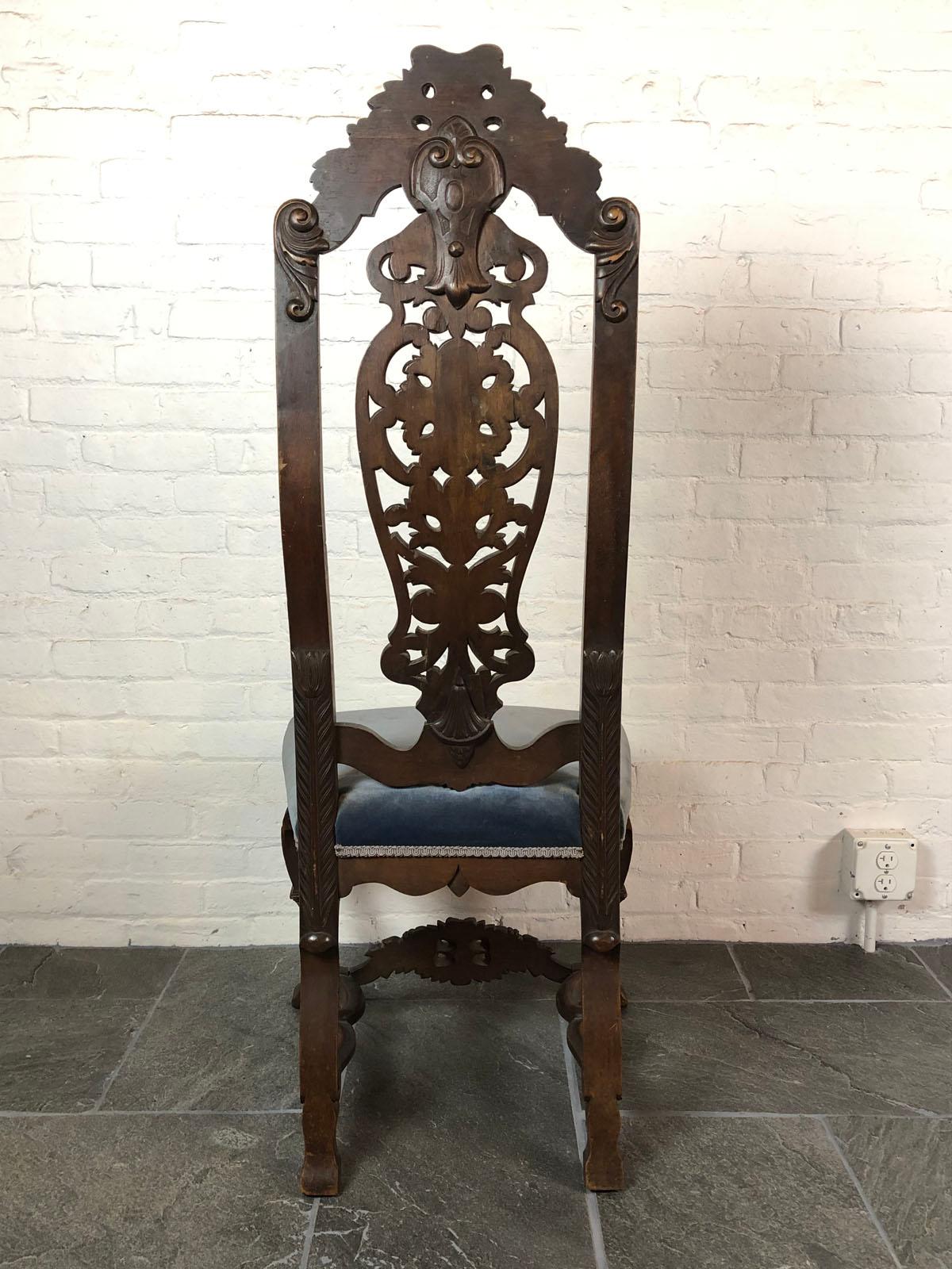 Walnut Set of Six Dutch Baroque style side Chairs For Sale