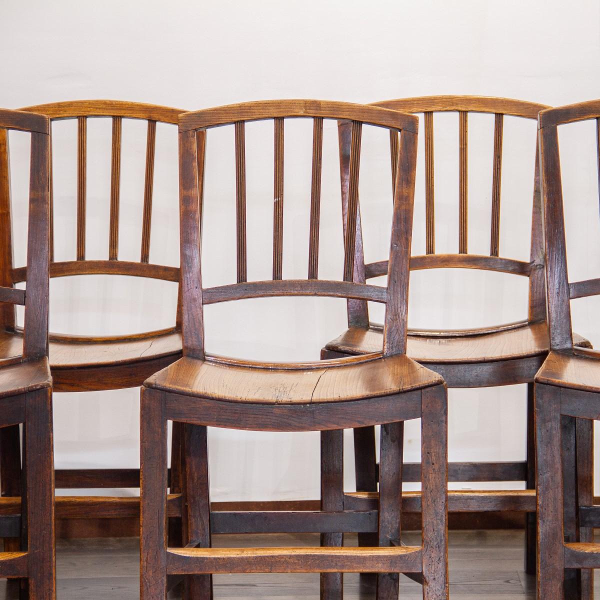 English Set of Six Early 19th Century Elm Dining Chairs
