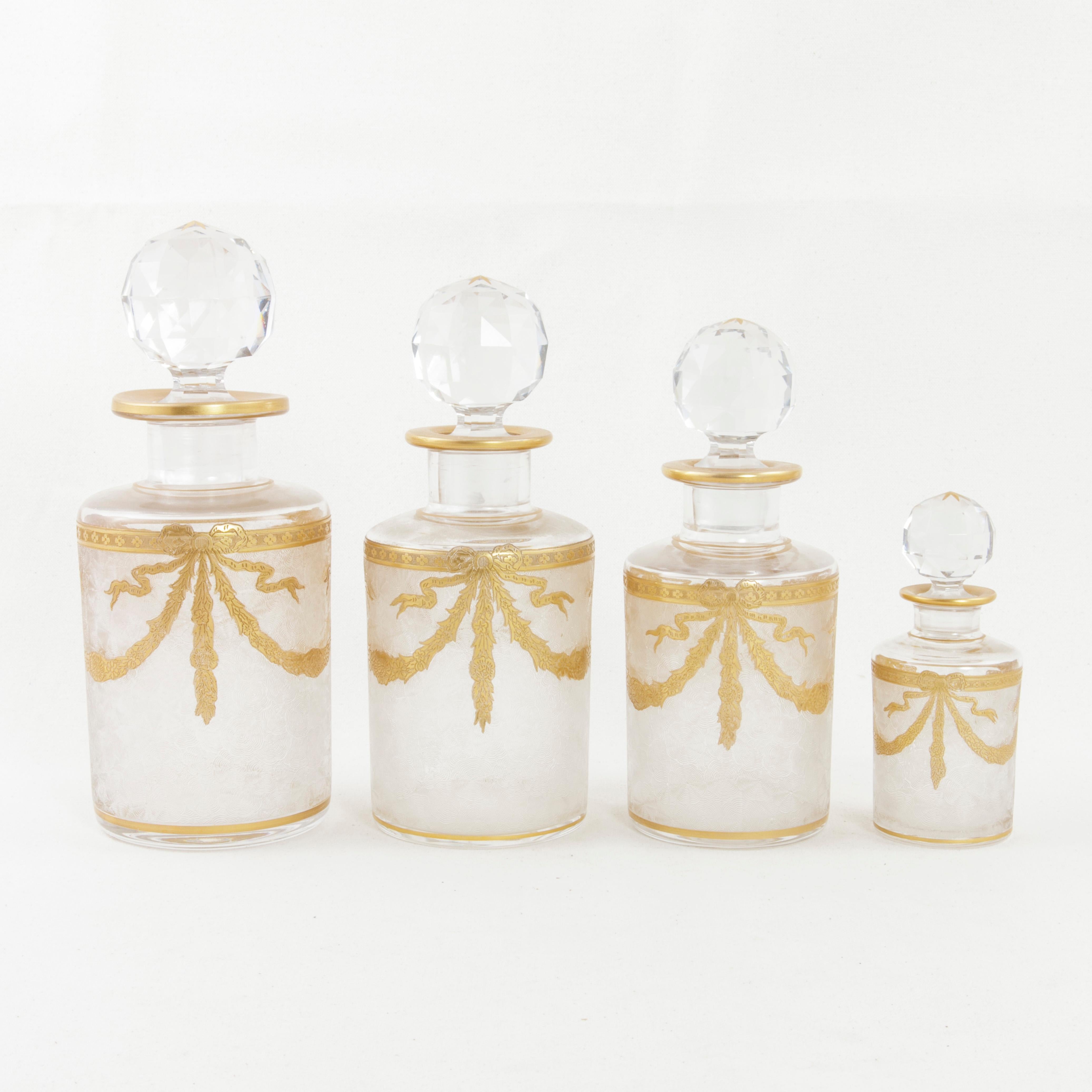 Set of Six Early 20th Century French Baccarat Crystal and Gold Vanity Bottles In Good Condition In Fayetteville, AR