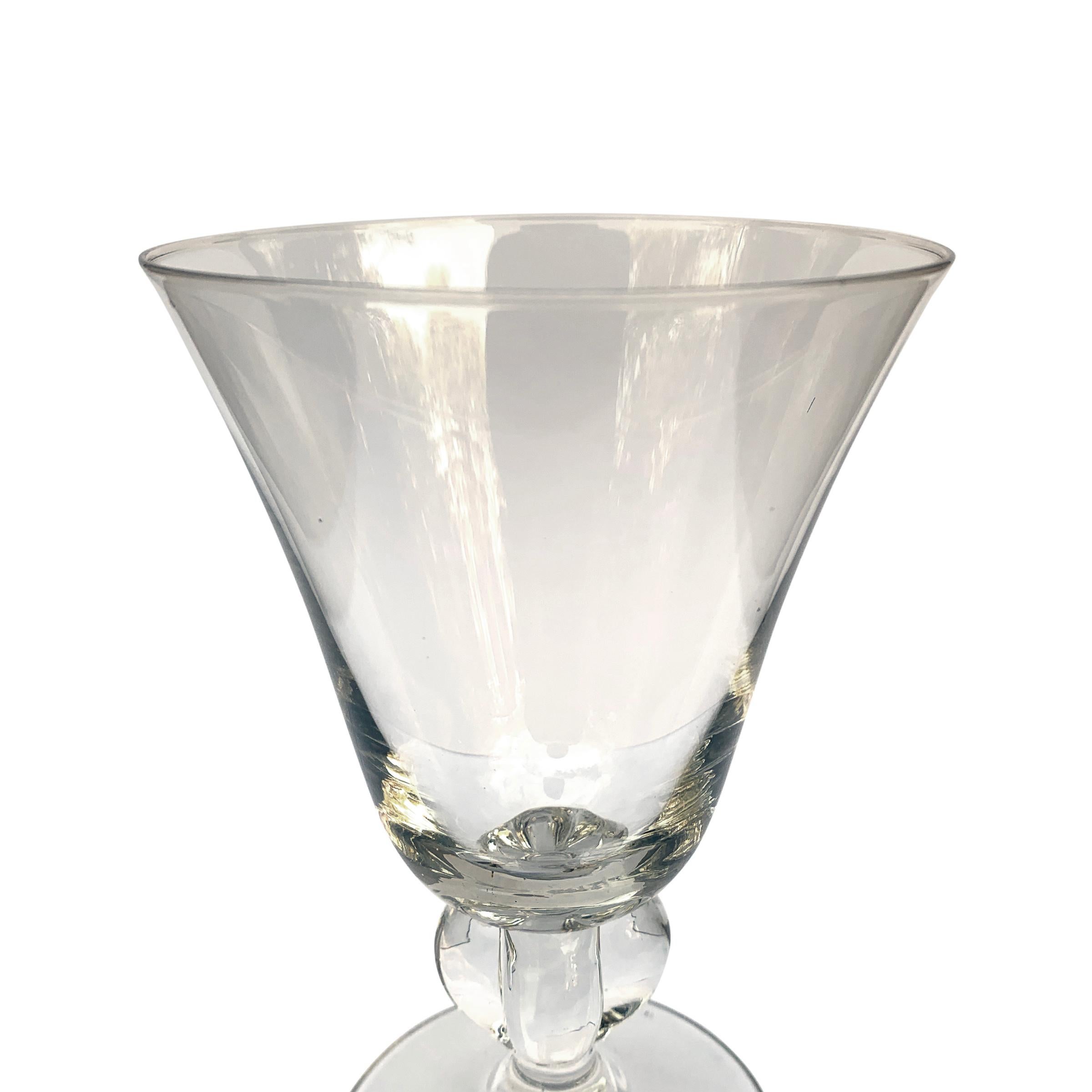 Set of Six Early 20th Century Swedish Crystal Wine Glasses In Good Condition In Chicago, IL