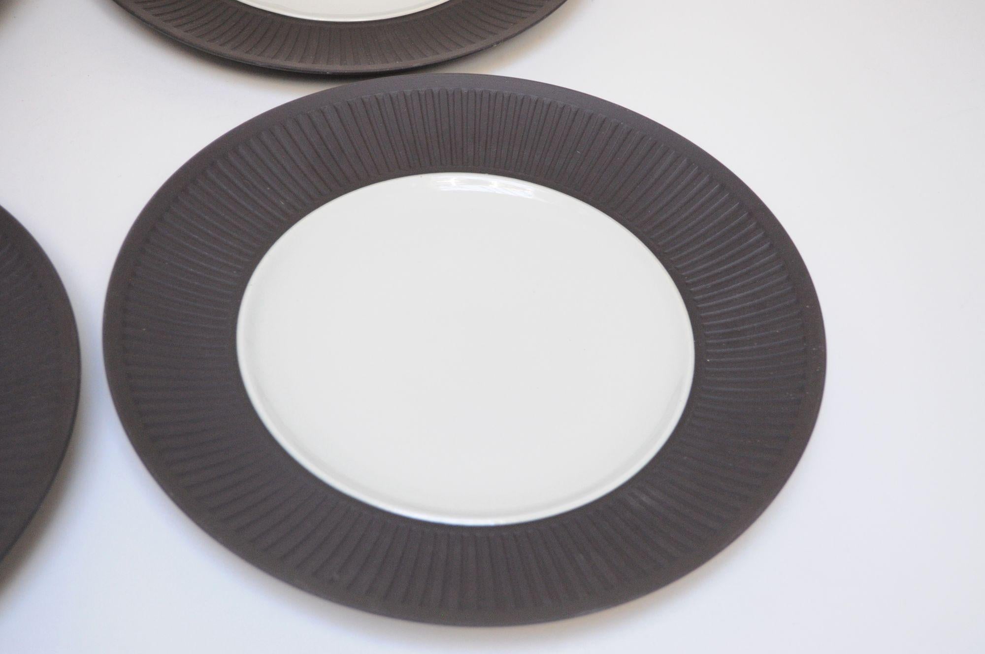 Lote de seis platos antiguos de Jens Quistgaard para Dansk Flamestone en Bueno estado para la venta en Brooklyn, NY