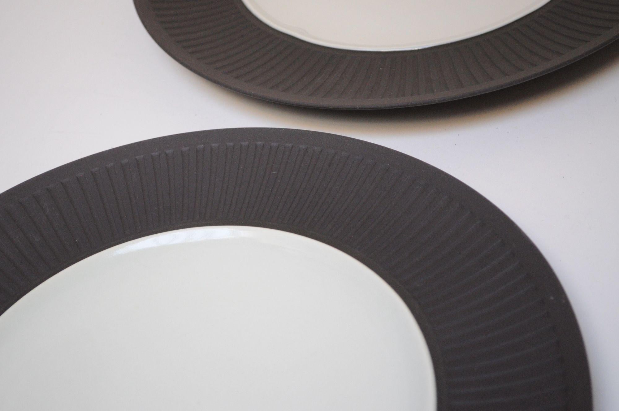 Lote de seis platos antiguos de Jens Quistgaard para Dansk Flamestone Loza de barro en venta