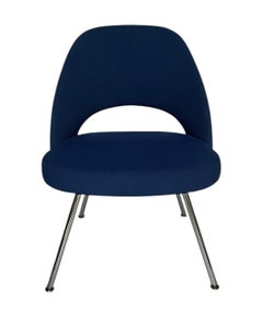 Juego de seis sillas de comedor Eero Saarinen Mid Century Executive para Knoll en azul marino