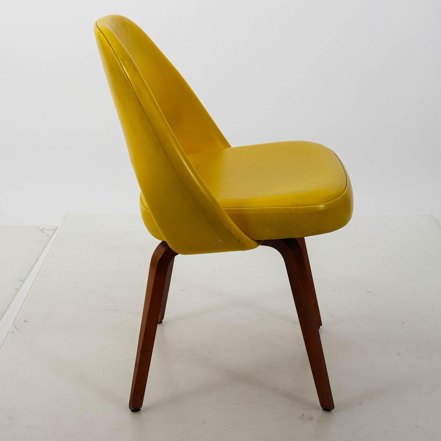Set of Six Eero Saarinen Dining Chairs for Knoll 1