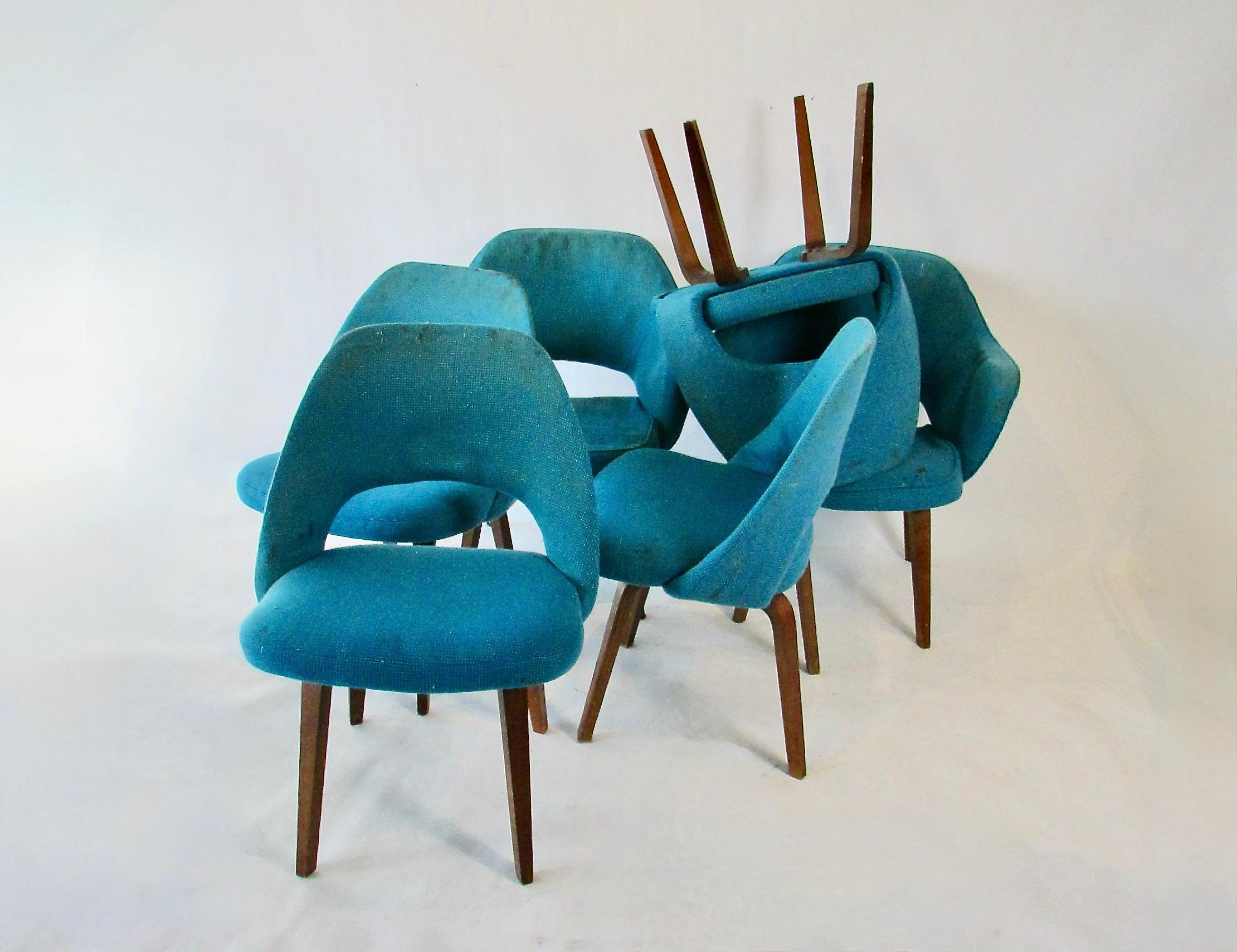 Set di sei sedie direzionali Eero Saarinen Knoll, tutte originali, che necessitano di restauro in vendita 6