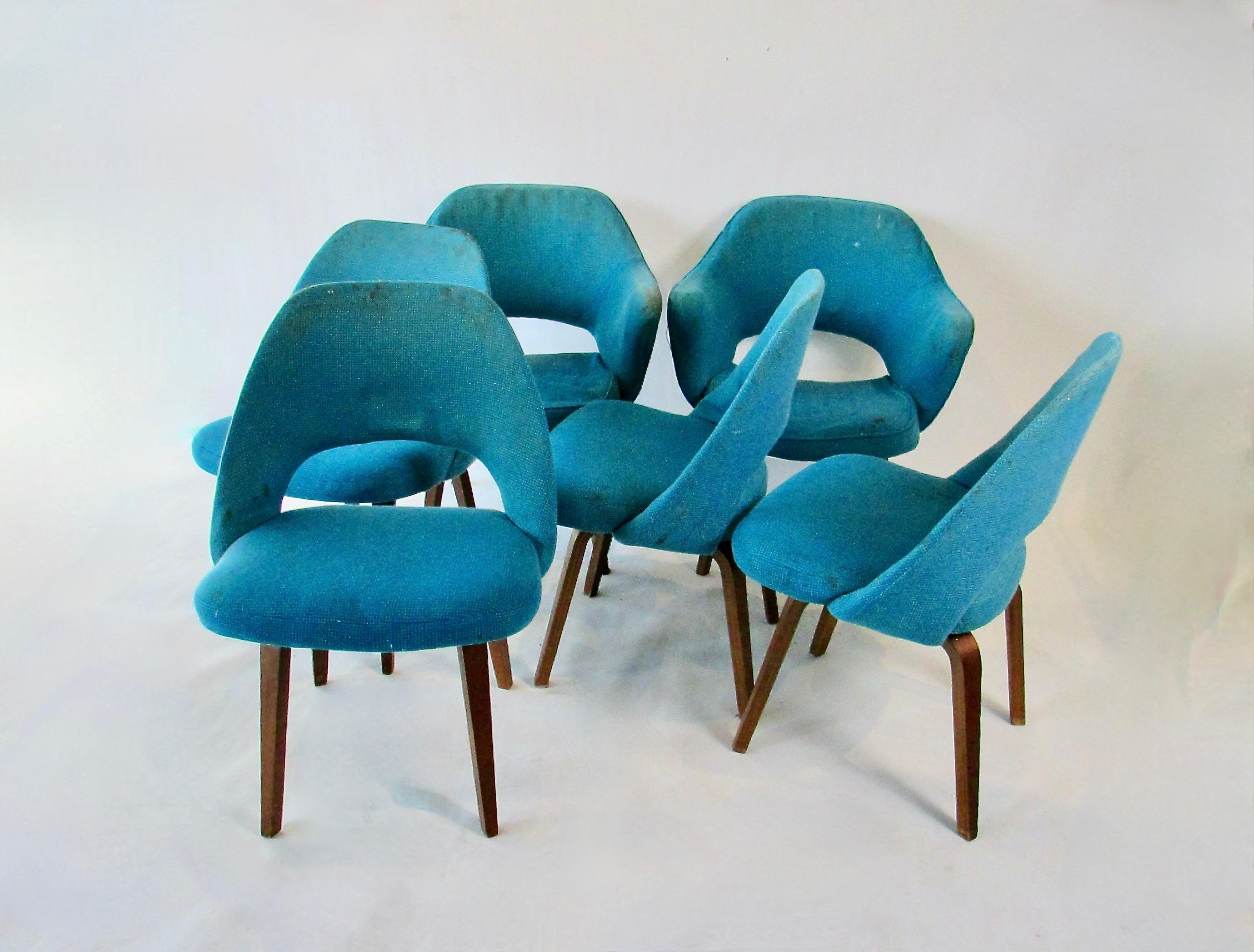 Set di sei sedie direzionali Eero Saarinen Knoll, tutte originali, che necessitano di restauro in vendita 7