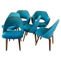 Set of six Eero Saarinen Knoll executive chairs all original need restoration