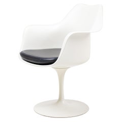 Ensemble de six fauteuils Tulipe modèle 150 d'Eero Saarinen par Knoll International
