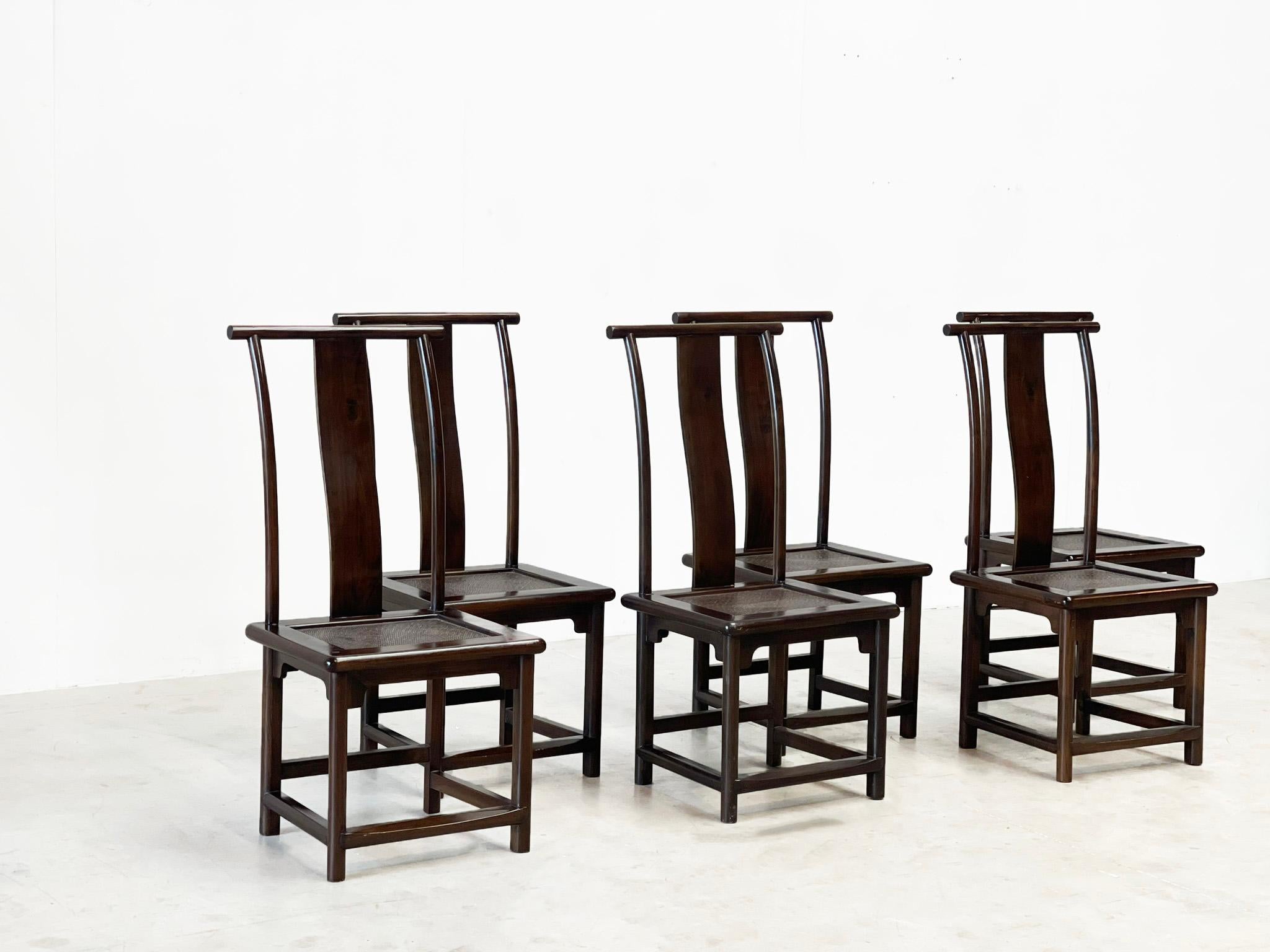 Set of six elegant brutalist oak dining chairs  For Sale 1