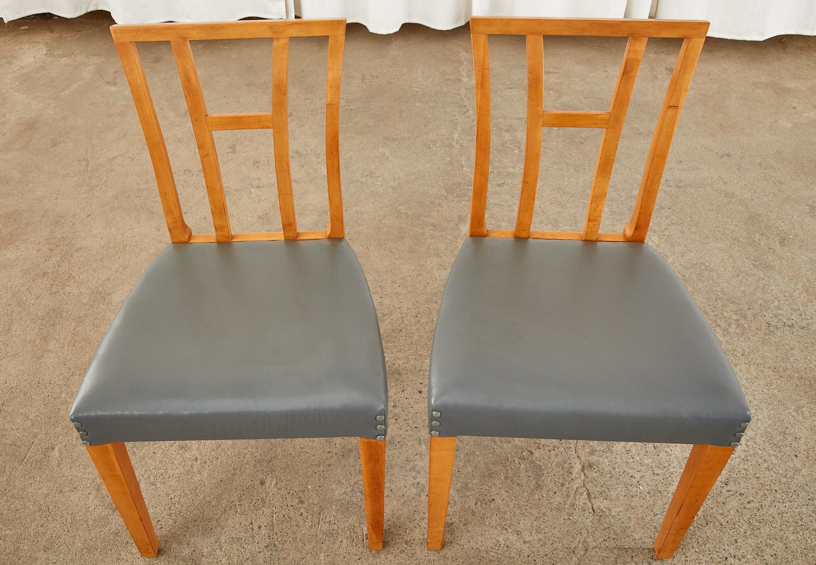 Set aus sechs Esszimmerstühlen aus Birkenholz von Eliel Saarinen im Angebot 3