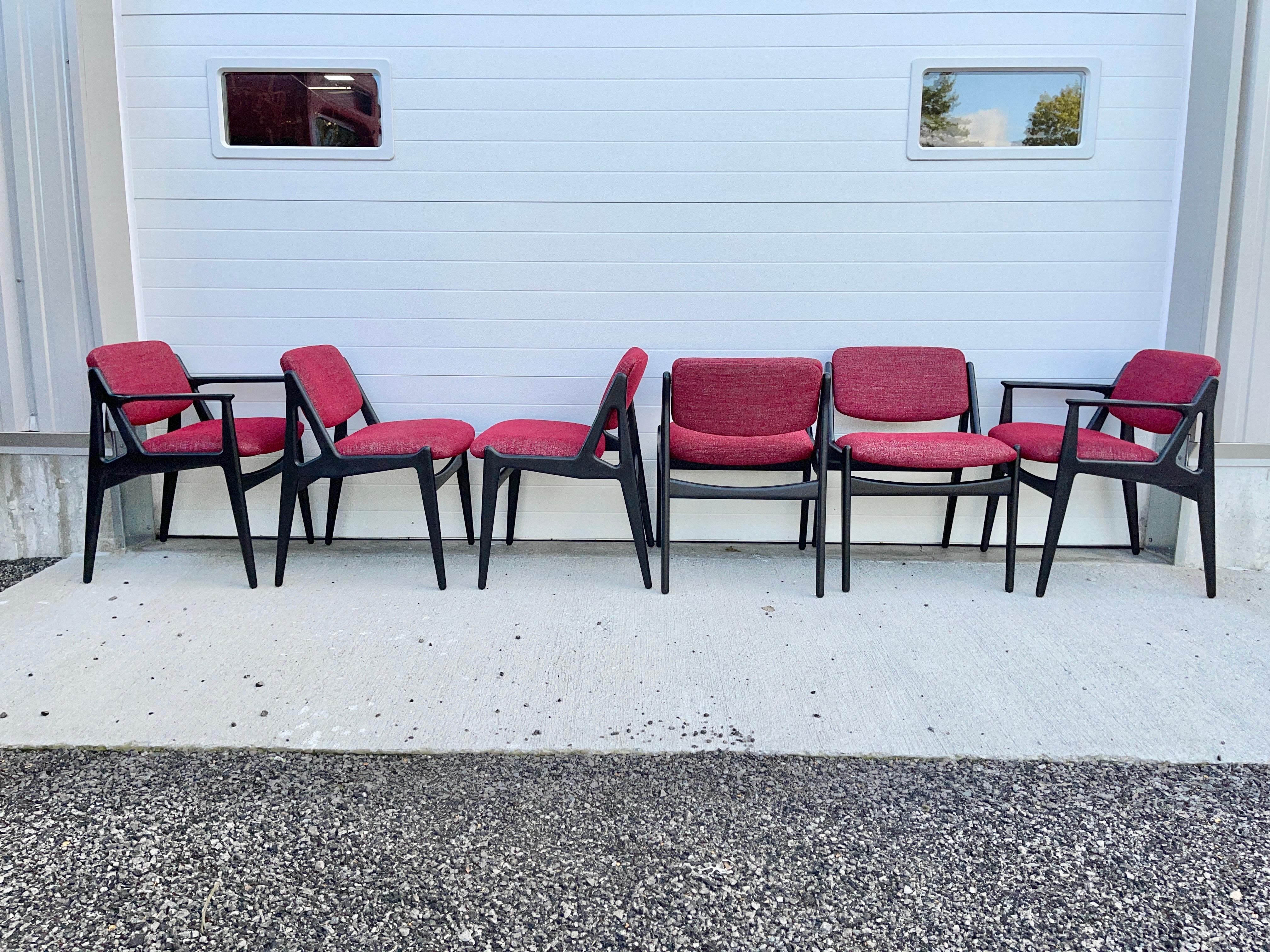 Scandinavian Modern Set of Six Ella Tilt-Back Dining Chairs by Arne Vodder for Vamo Sonderborg For Sale