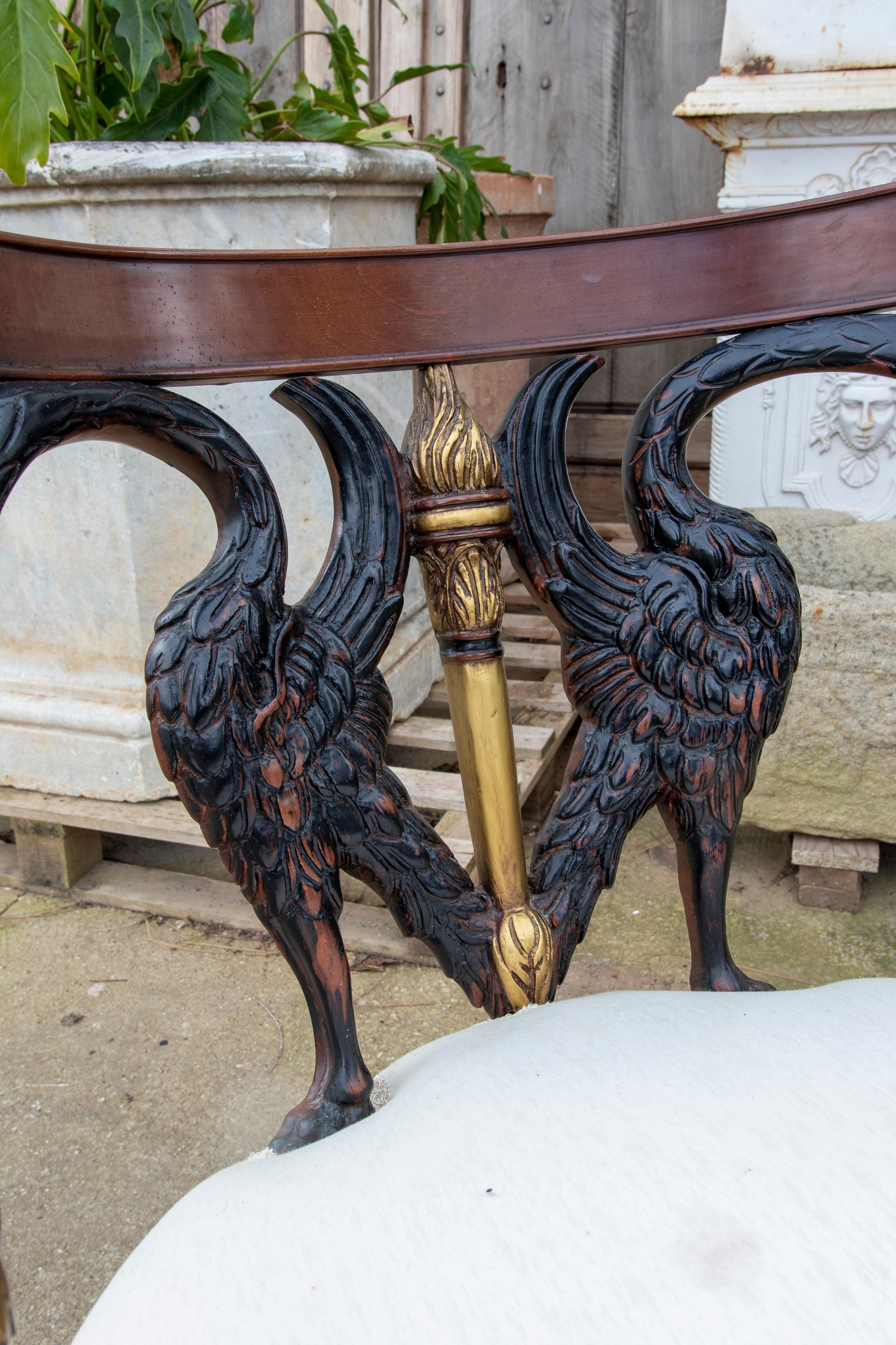 Set di sei poltrone in stile impero in mogano con schienale e braccioli in anatra in vendita 1