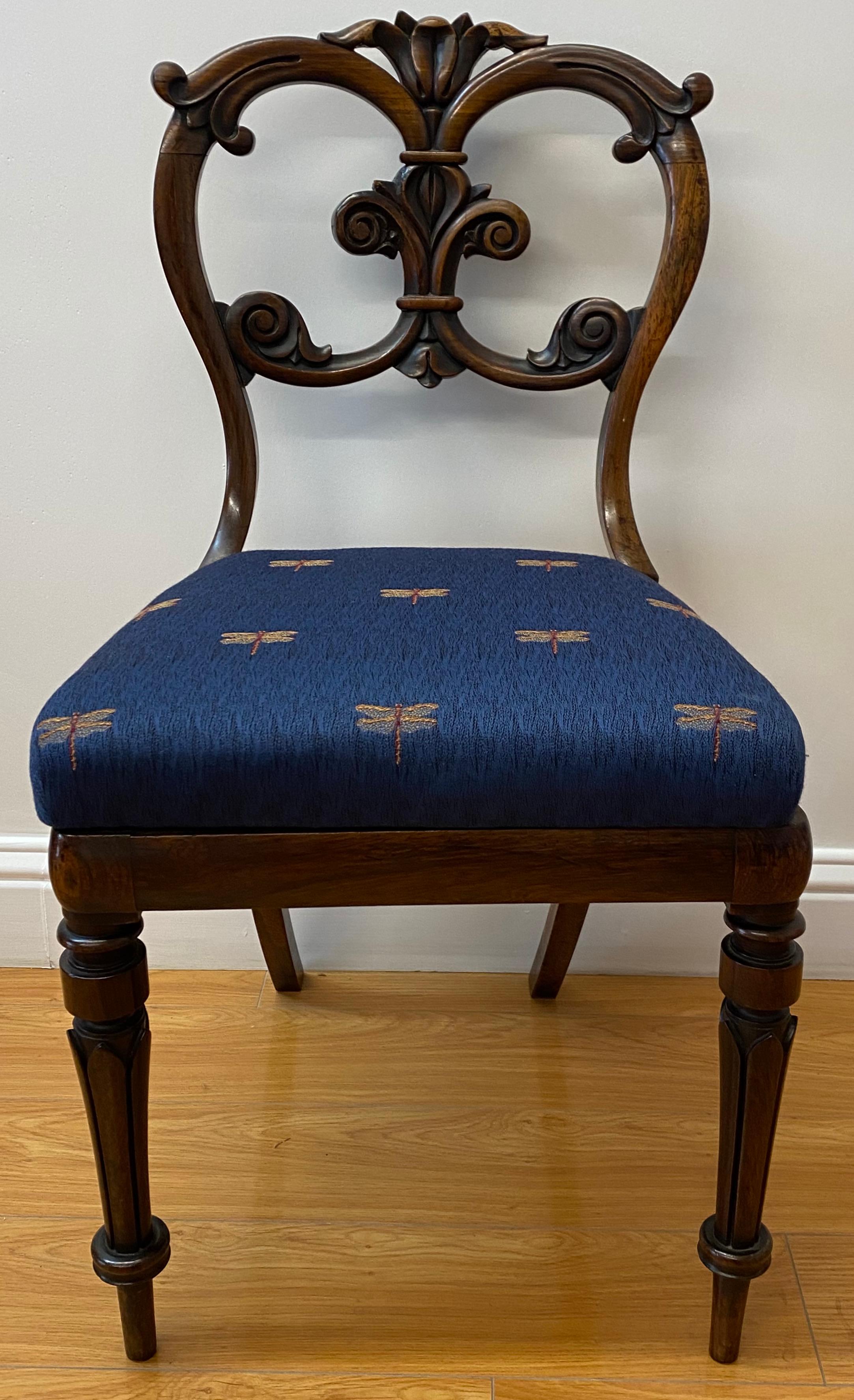 19th Century Set of Six English Carved Rosewood Dining Chairs, C.1850 For Sale