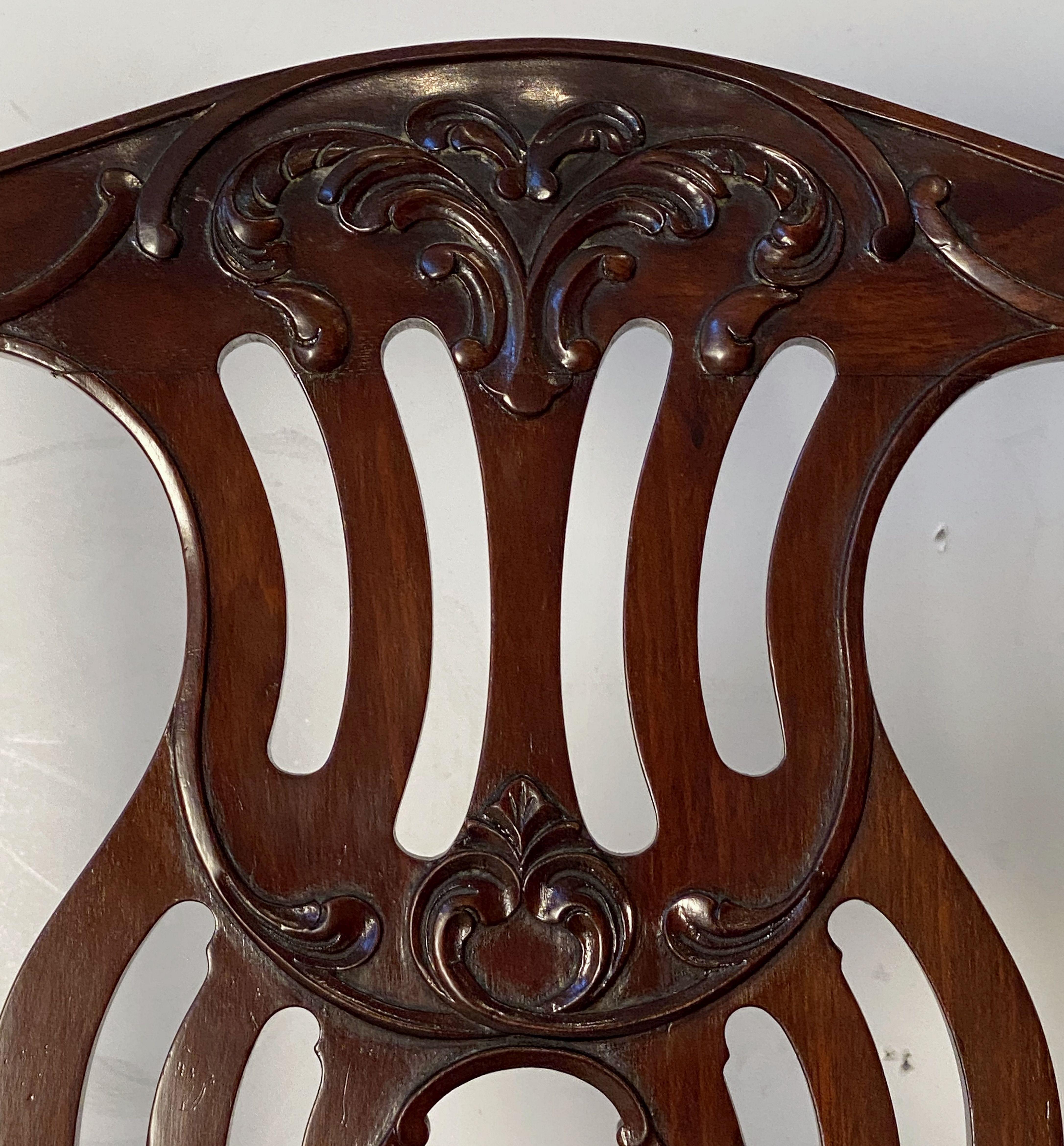 Set of Six English Dining Chairs of Mahogany in the Art Nouveau Style 12