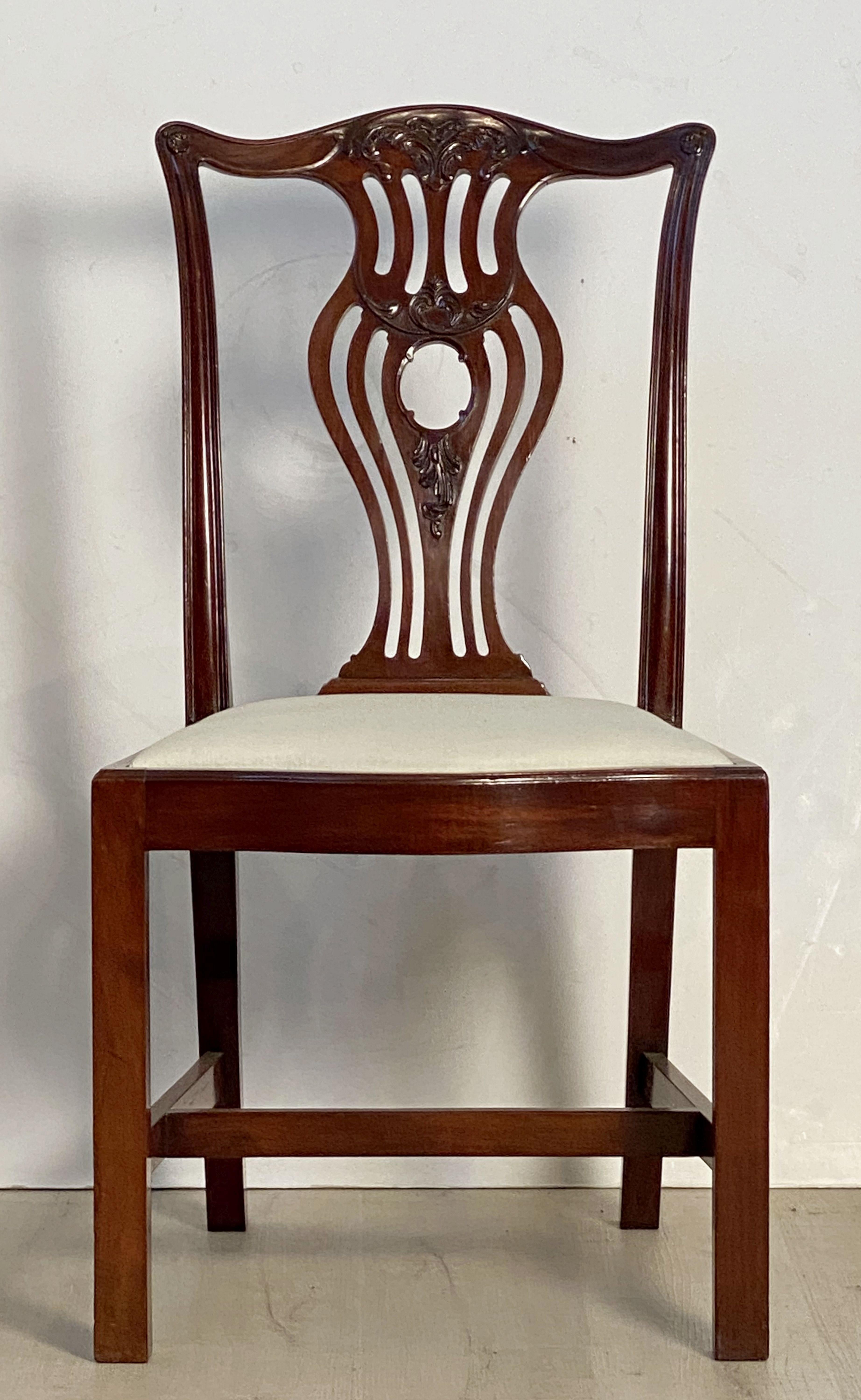 Set of Six English Dining Chairs of Mahogany in the Art Nouveau Style In Good Condition In Austin, TX