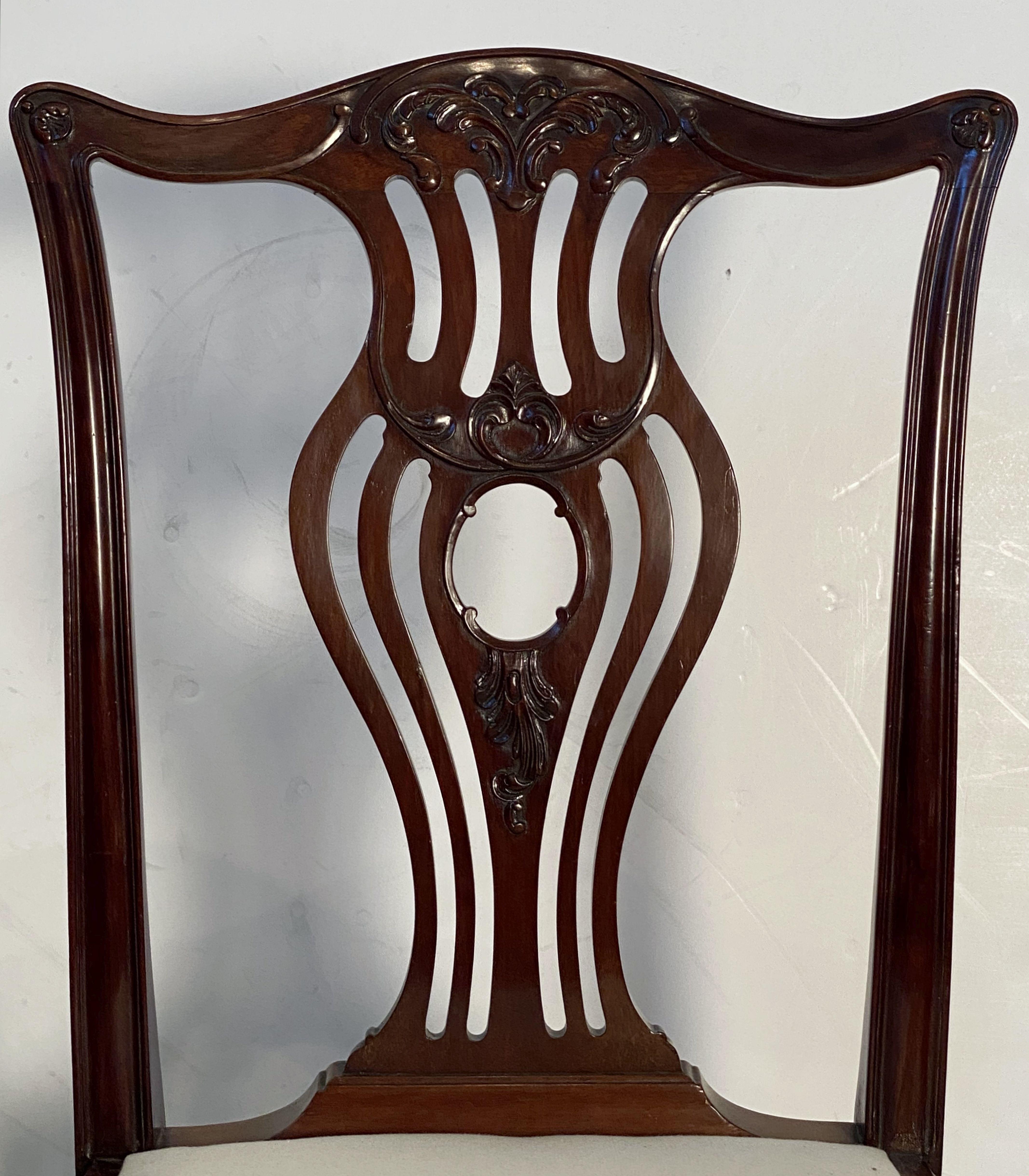 Set of Six English Dining Chairs of Mahogany in the Art Nouveau Style 2