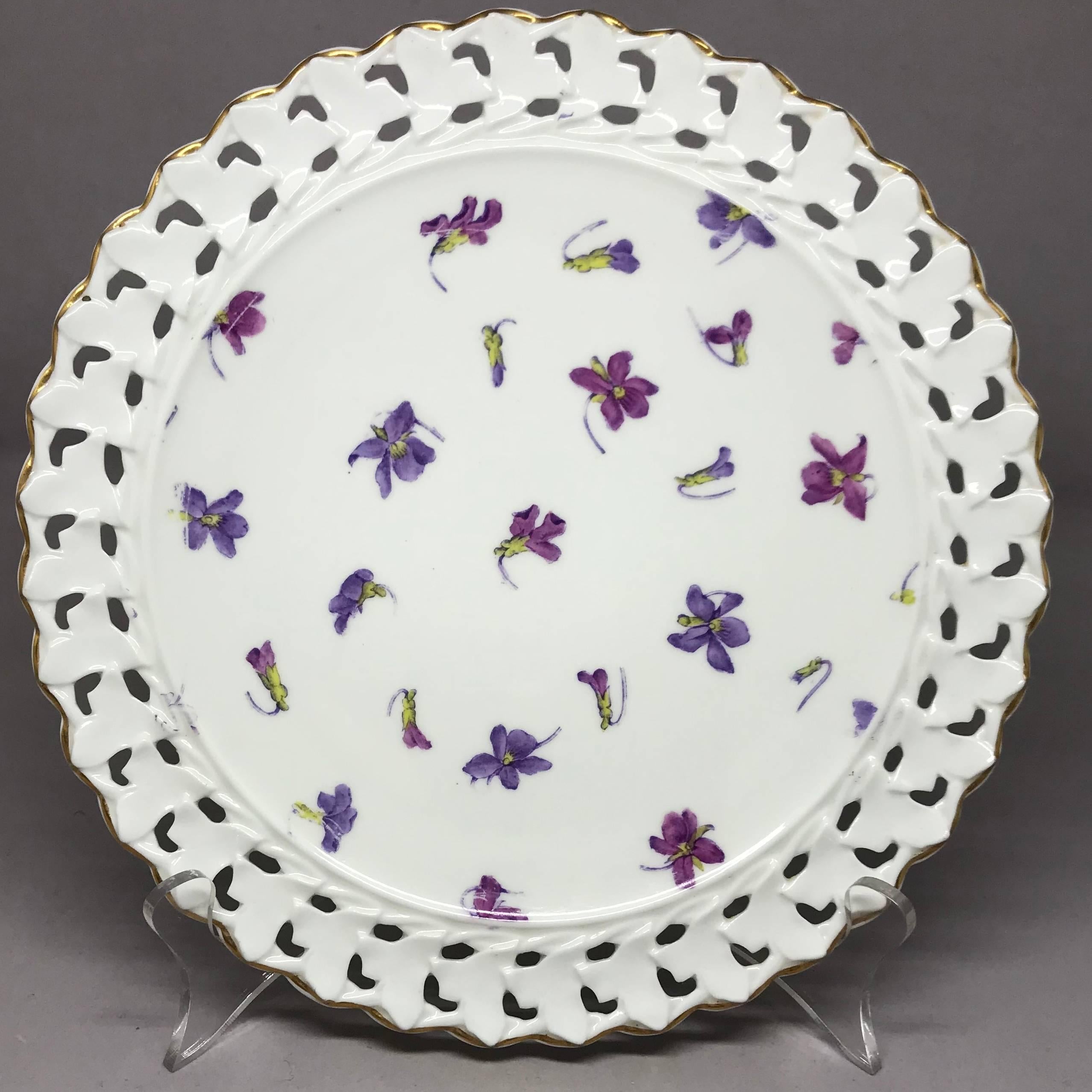 purple flower plates
