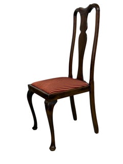 Lot de six chaises de salle à manger anglaises de style géorgien en noyer, XIXe siècle