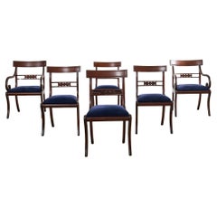 Juego de Seis Sillas de Comedor de Caoba Klismos de Estilo Regencia Inglés