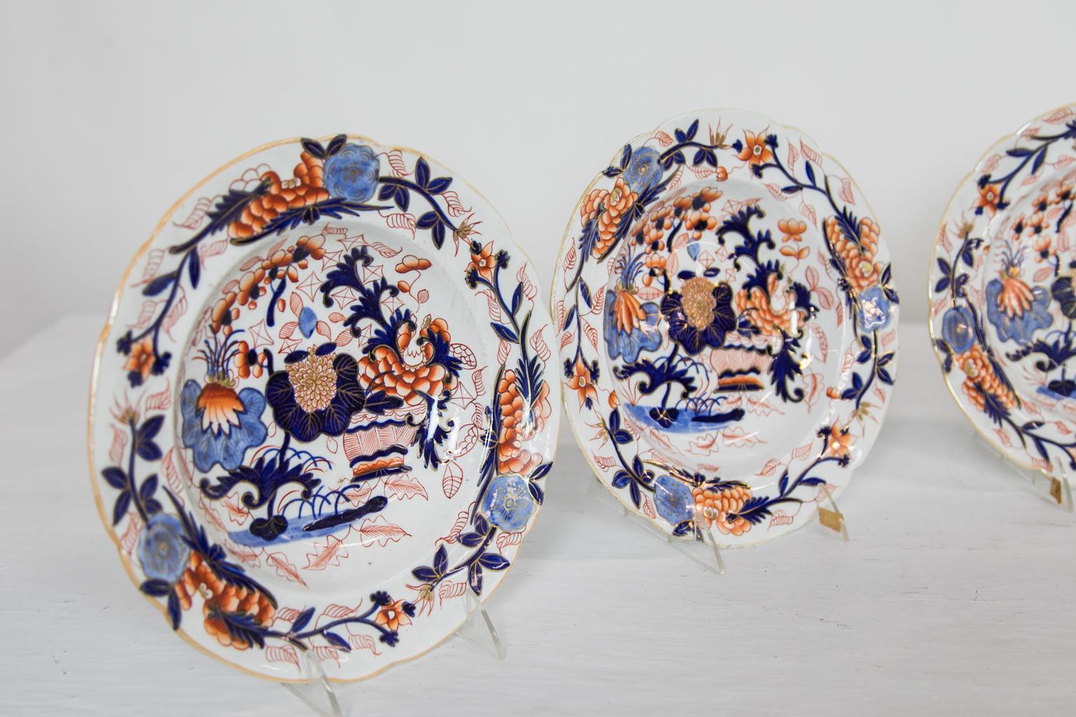 Set von sechs englischen Staffordshire-Tellern im Zustand „Gut“ in Wilson, NC