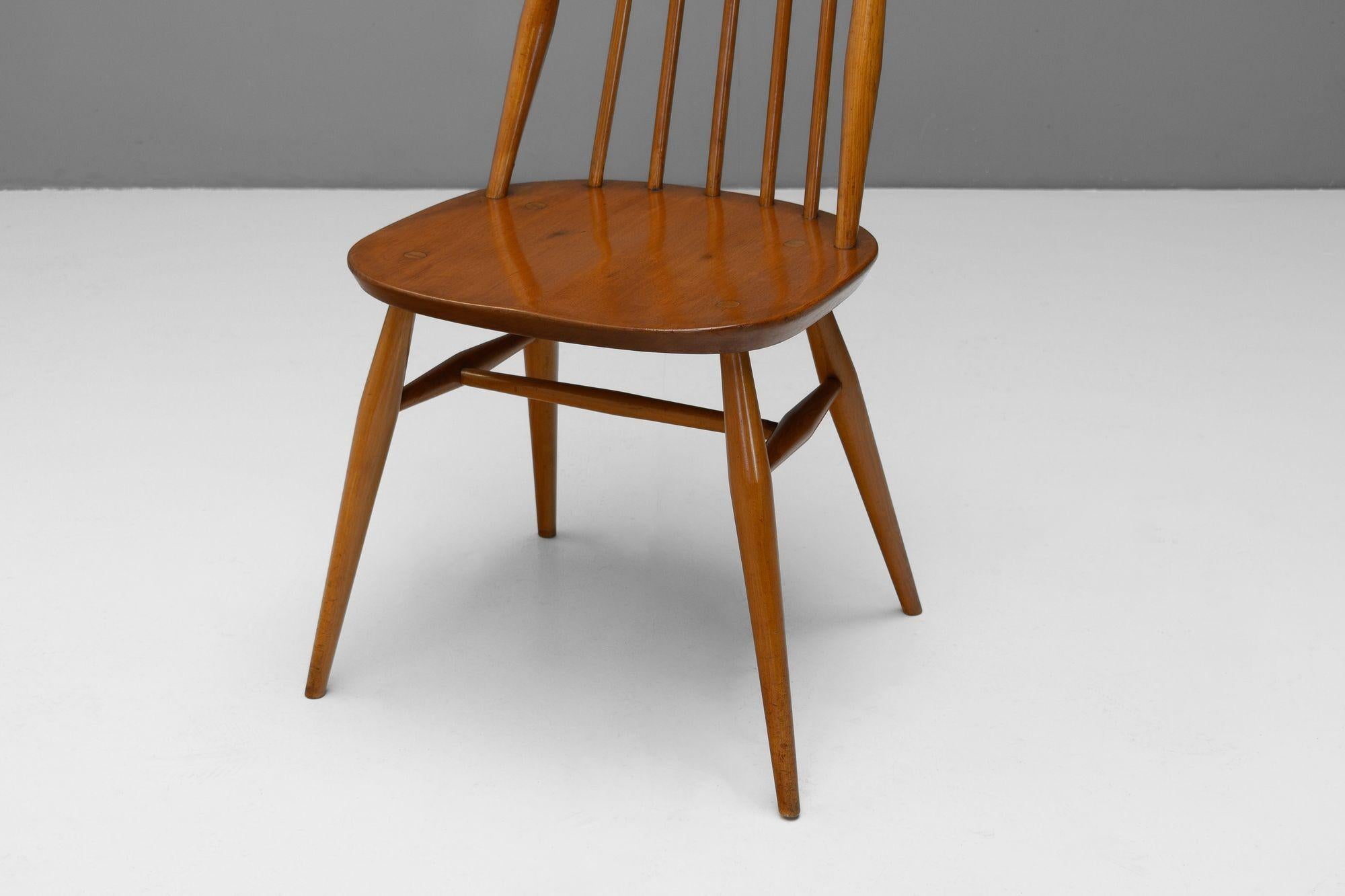 Ensemble de six chaises de salle à manger Ercol Goldsmith en vente 3
