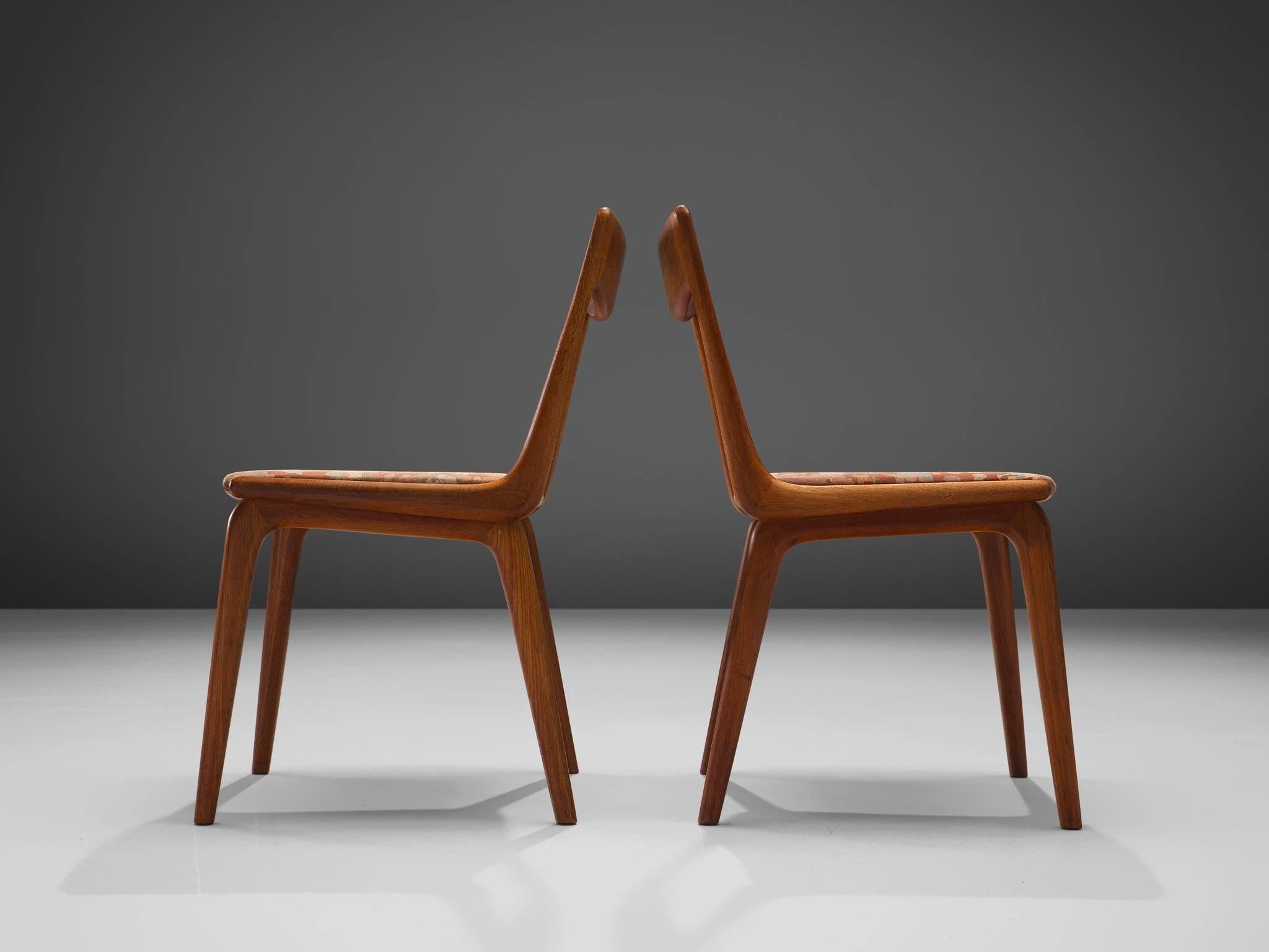 Erik Christiansen Set of Six 'Boomerang' Chairs in Teak In Good Condition In Waalwijk, NL
