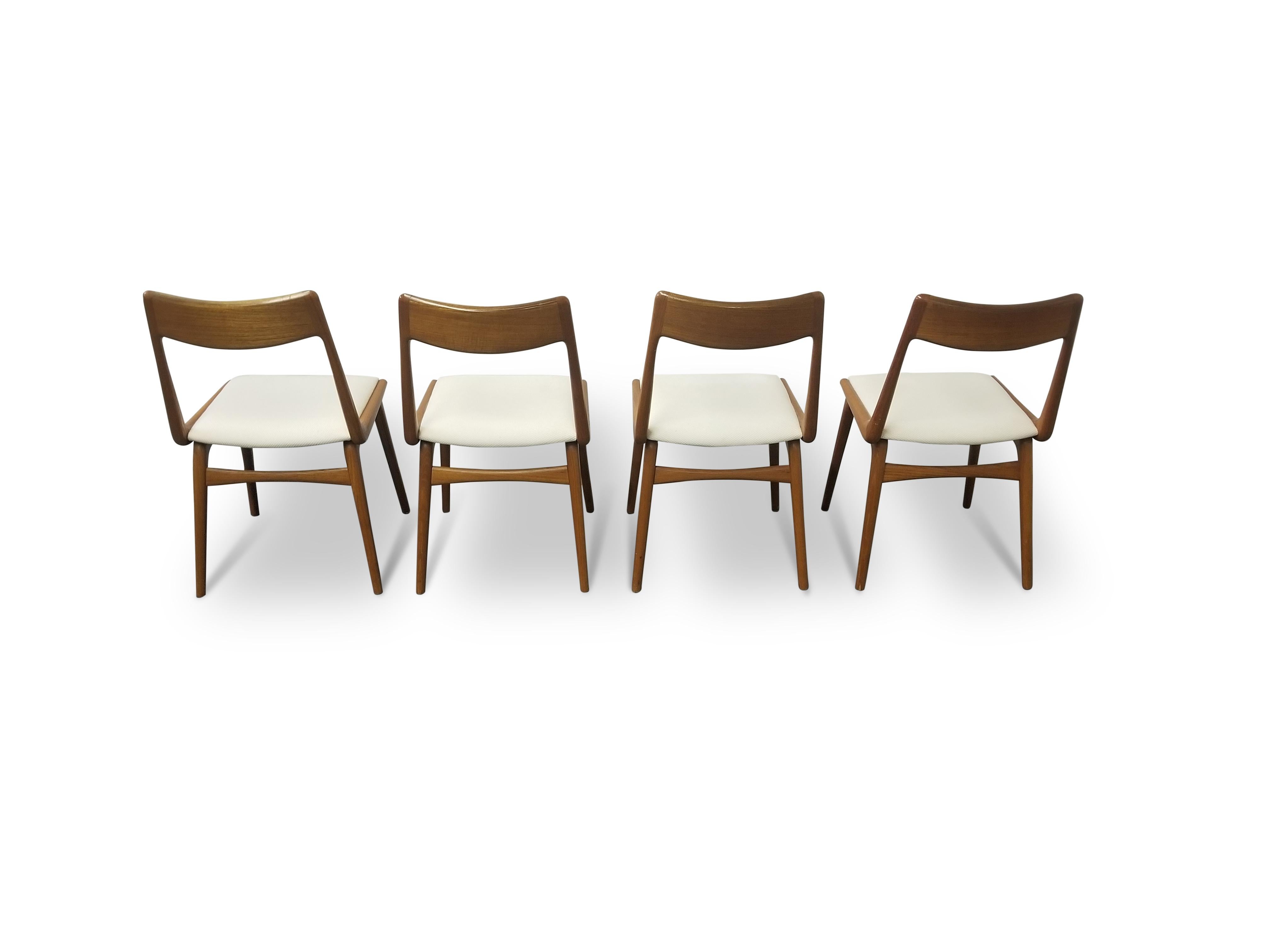 Mid-Century Modern Ensemble de six chaises de salle à manger en teck Boomerang d'Erik Christiansen en vente