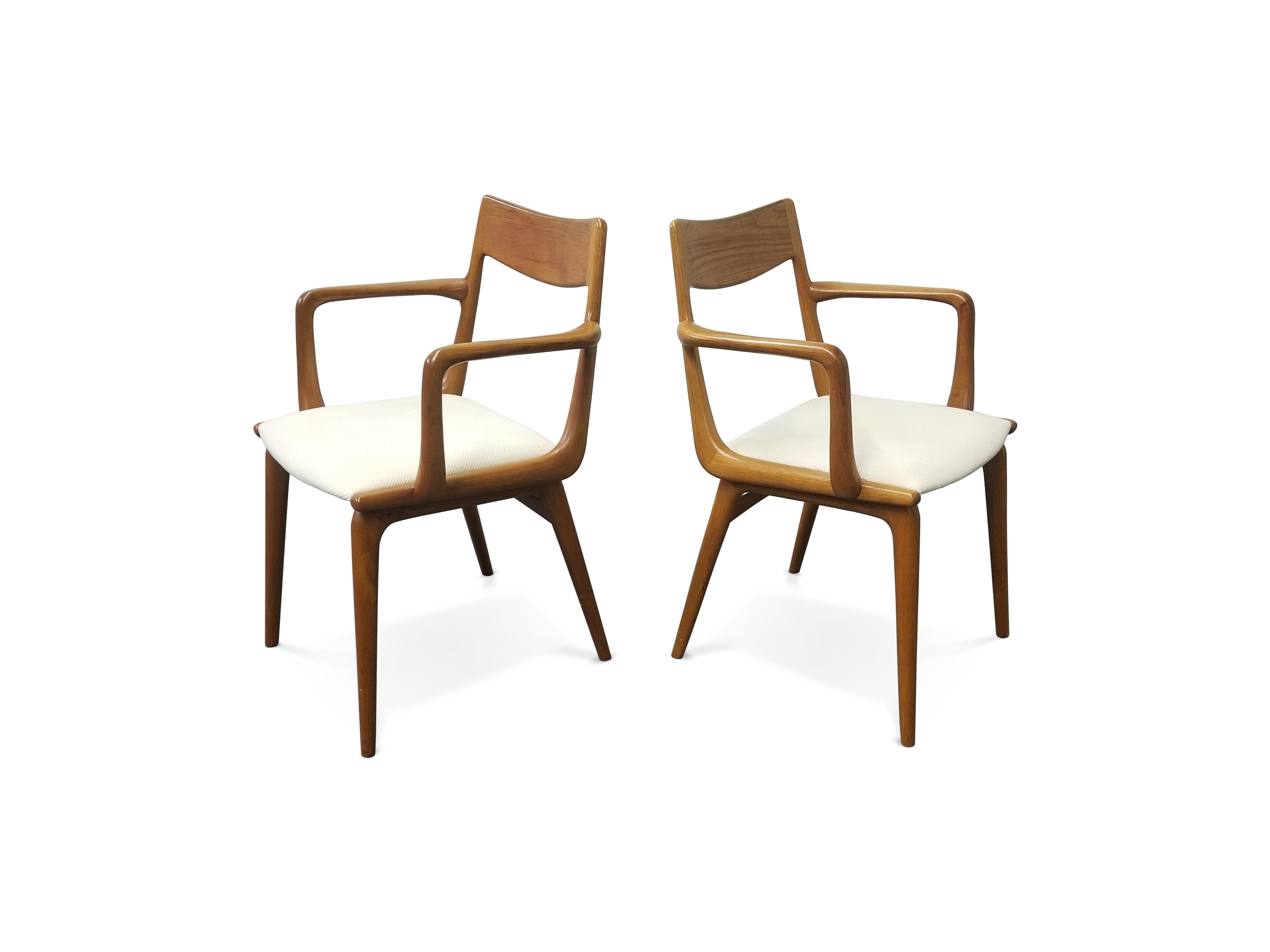 Set of Six Erik Christiansen ‘Boomerang’ Teak Dining Chairs In Good Condition For Sale In Middlesex, NJ