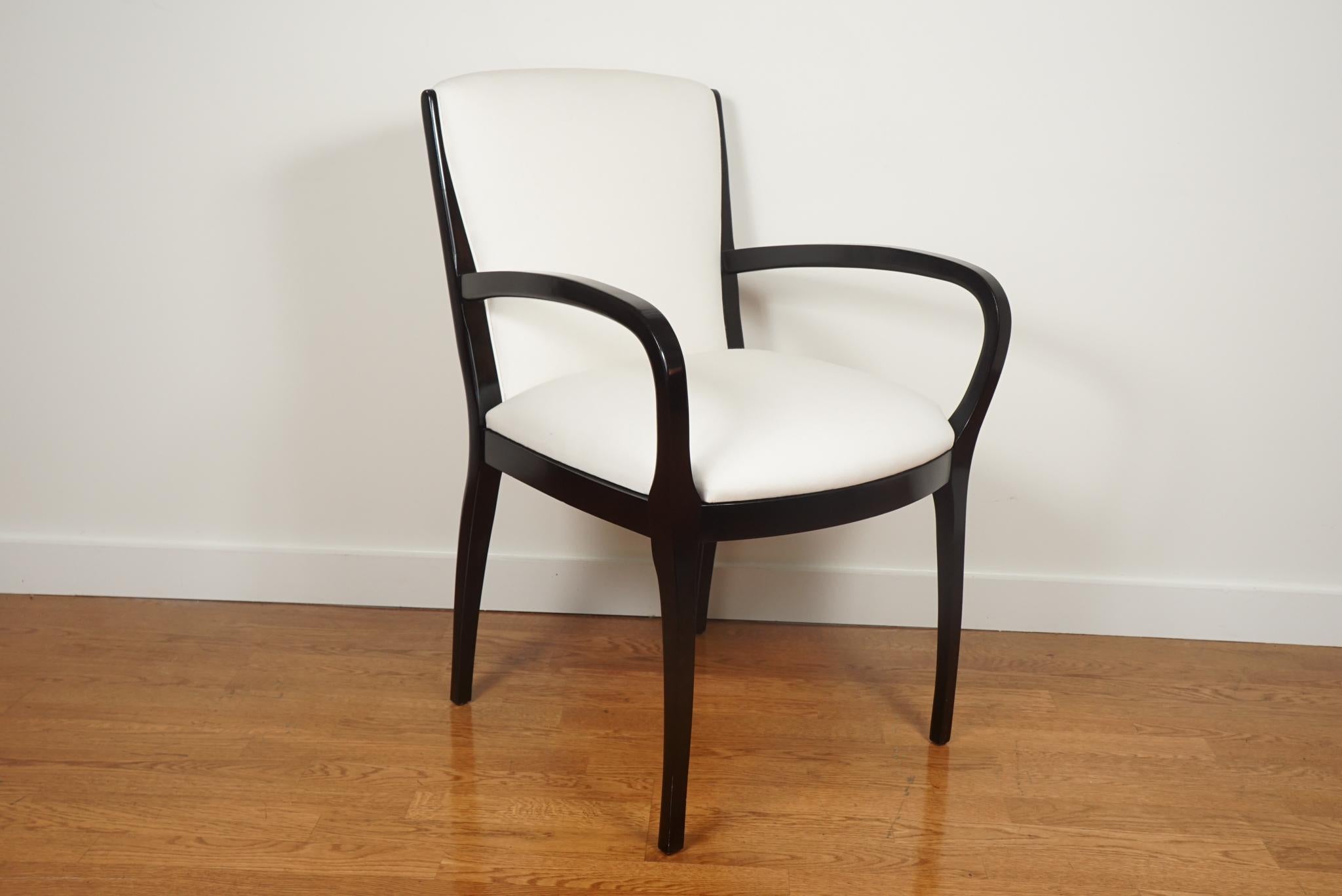 American Set of Six Exquisite Dining Chairs For Sale