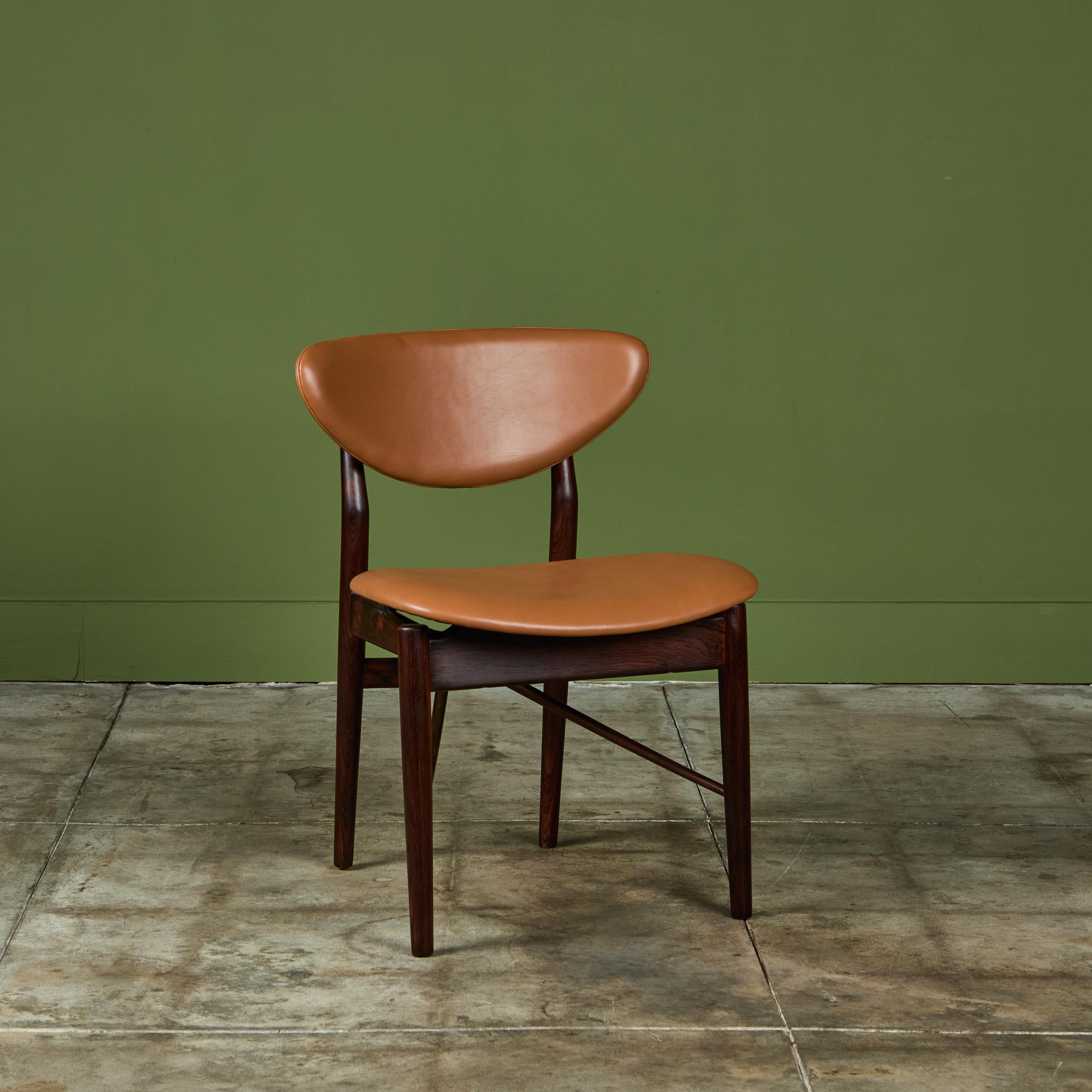 Set of Six Finn Juhl Dining Chairs for Niels Vodder For Sale 5