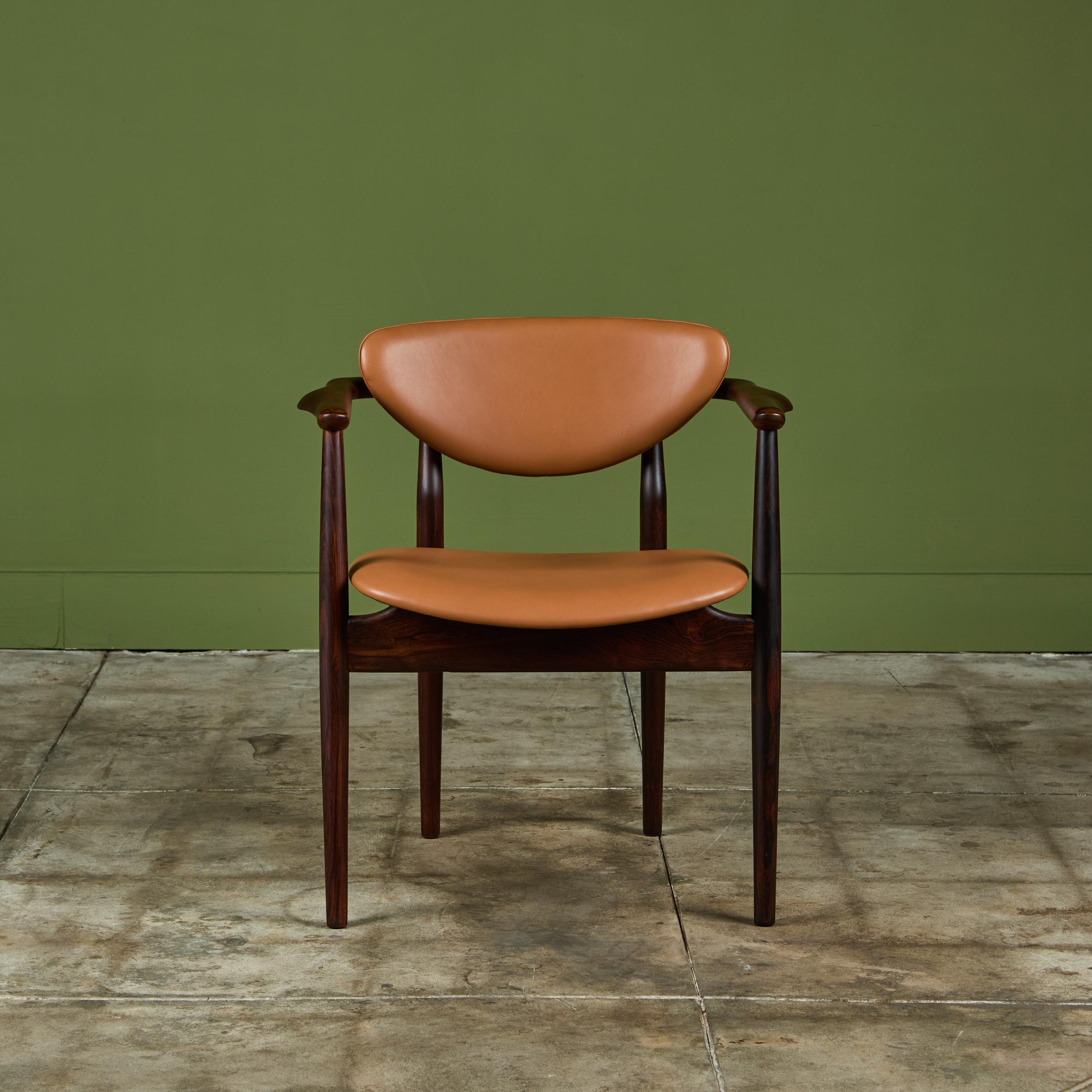 Danish Set of Six Finn Juhl Dining Chairs for Niels Vodder For Sale